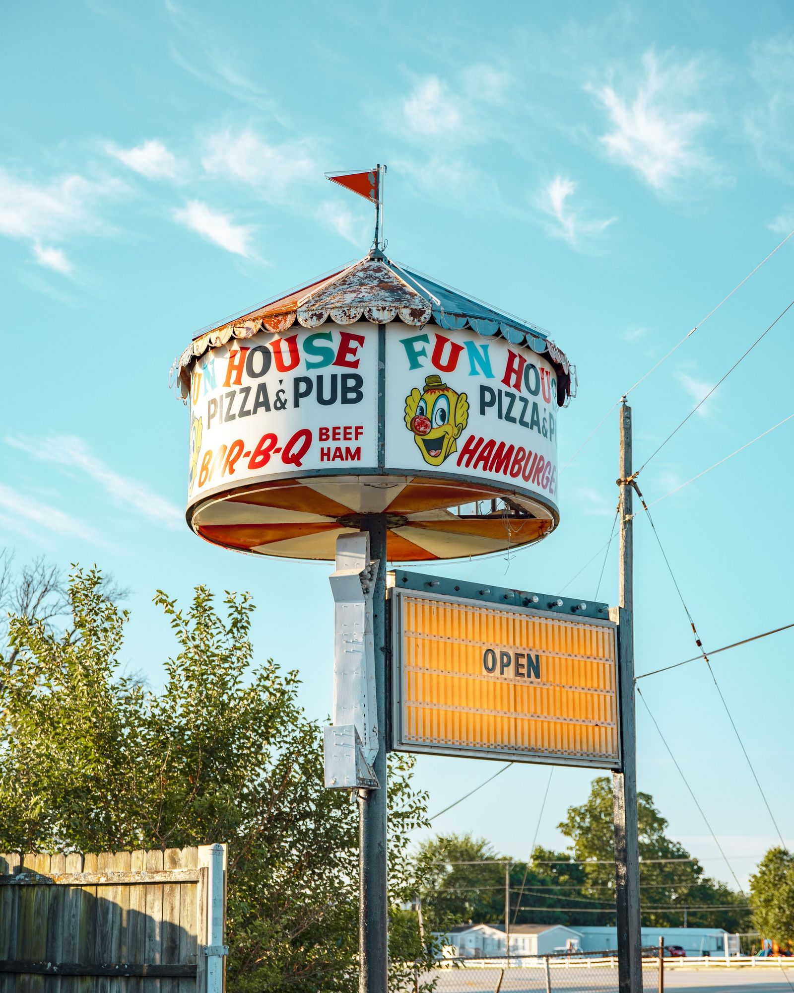 Fun House Pizza 01