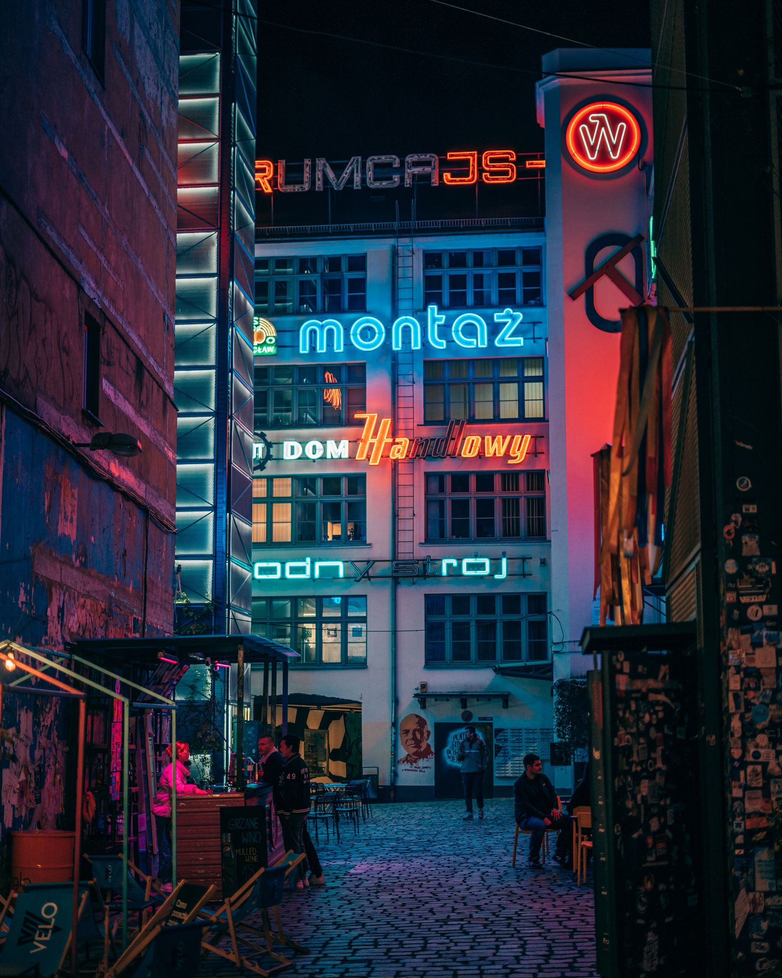 Galeria Neon Side, Wrocław 01