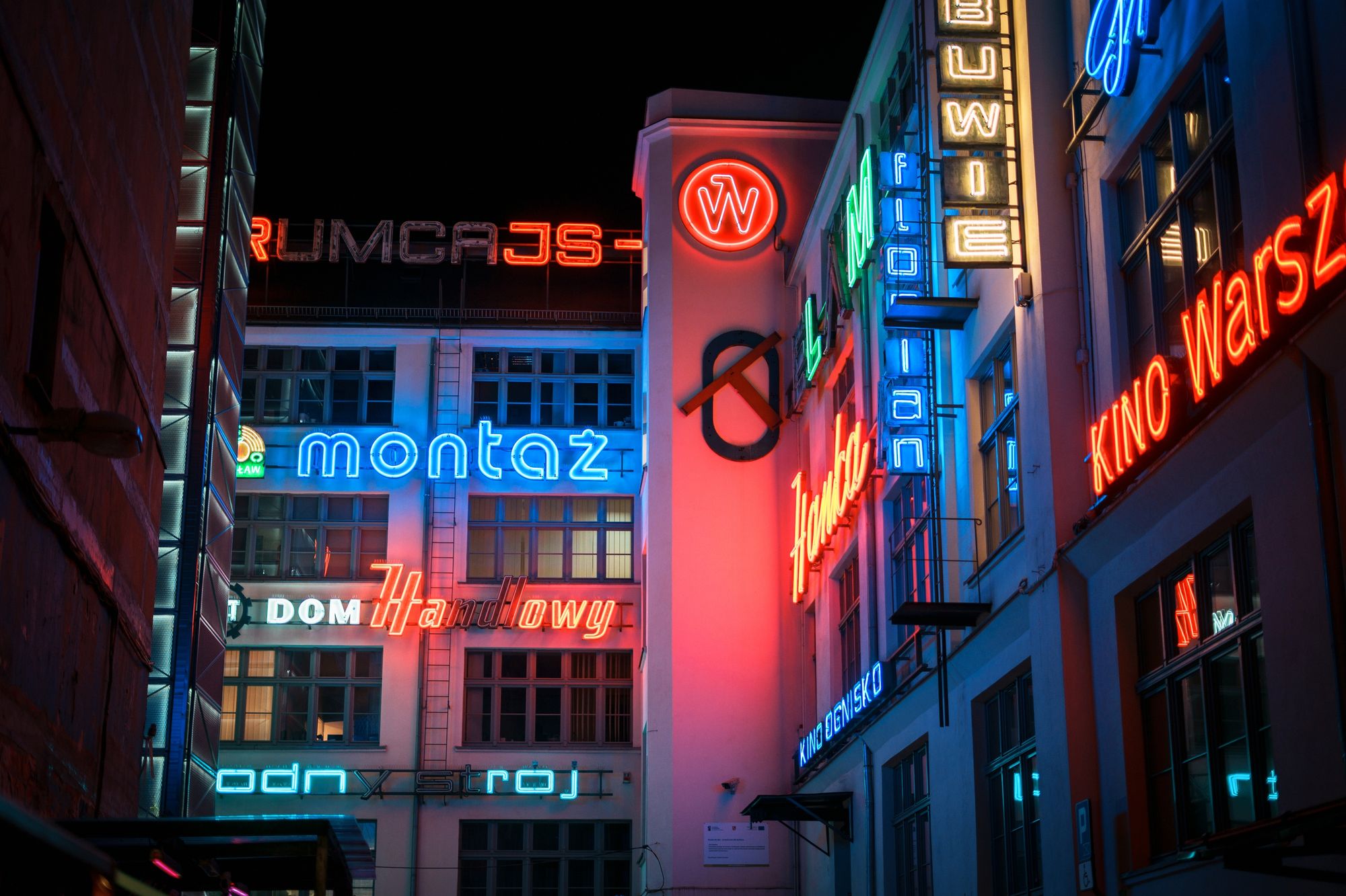 Galeria Neon Side, Wrocław 03