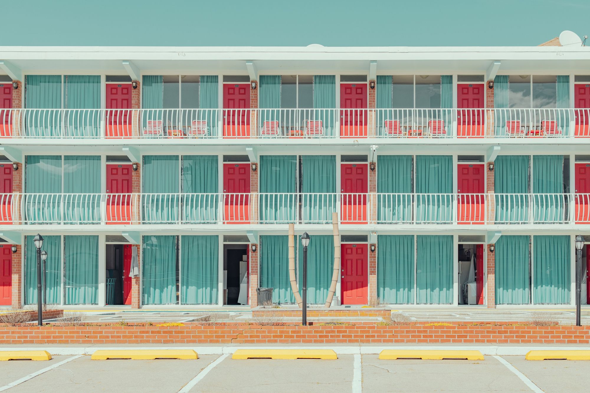 Wildwood Motel Facade 01