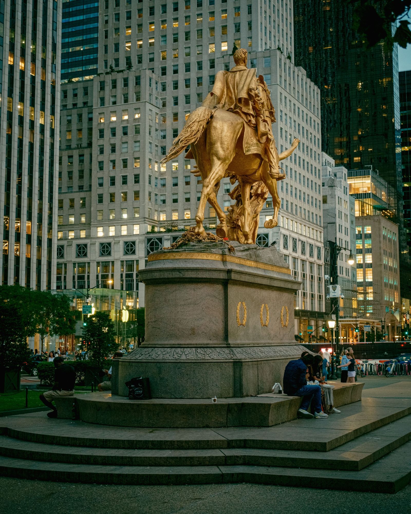 Grand Army Plaza, Midtown Manhattan