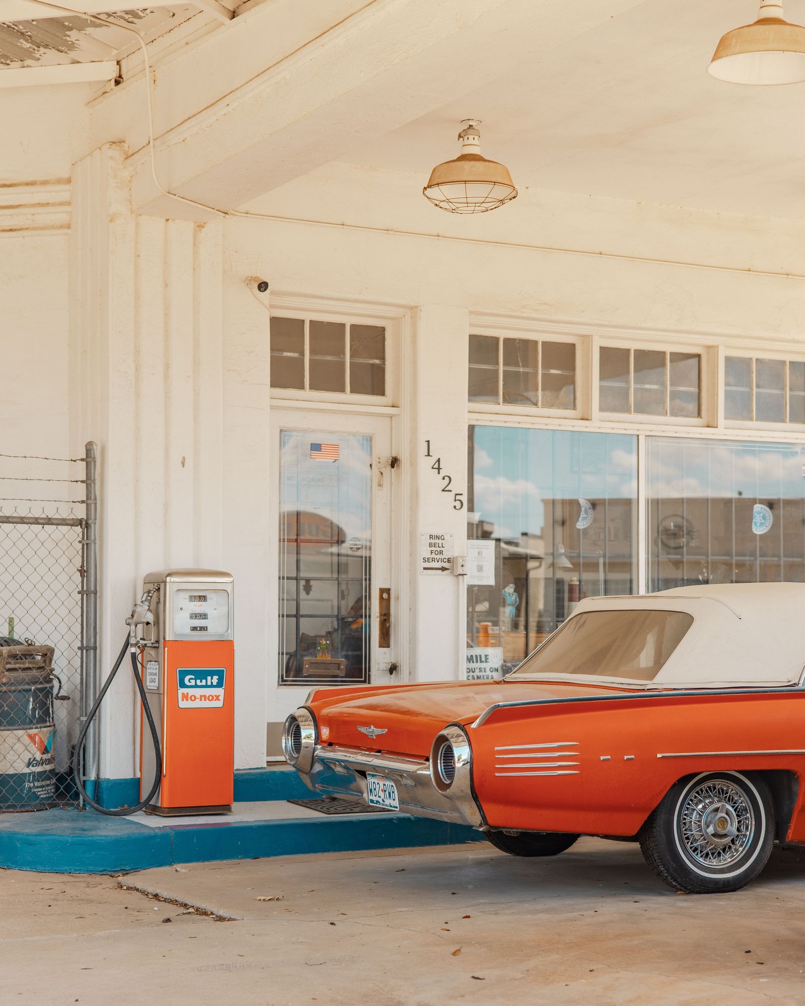 Gulf Station in Waco 01