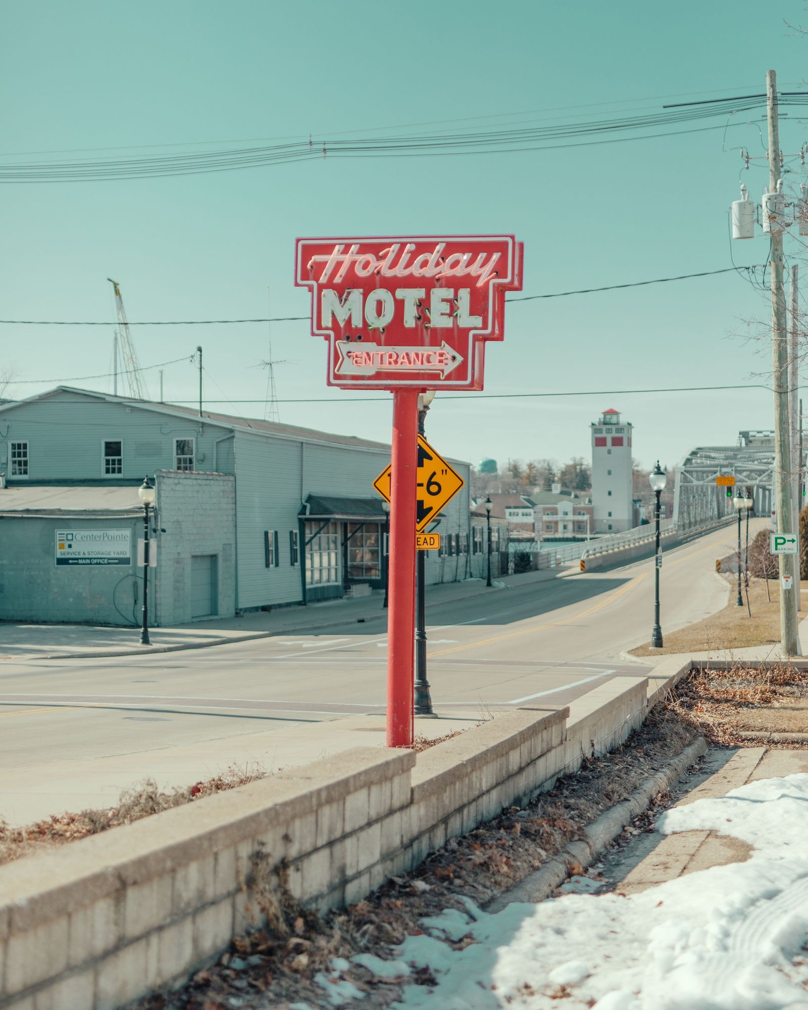 Holiday Motel 01