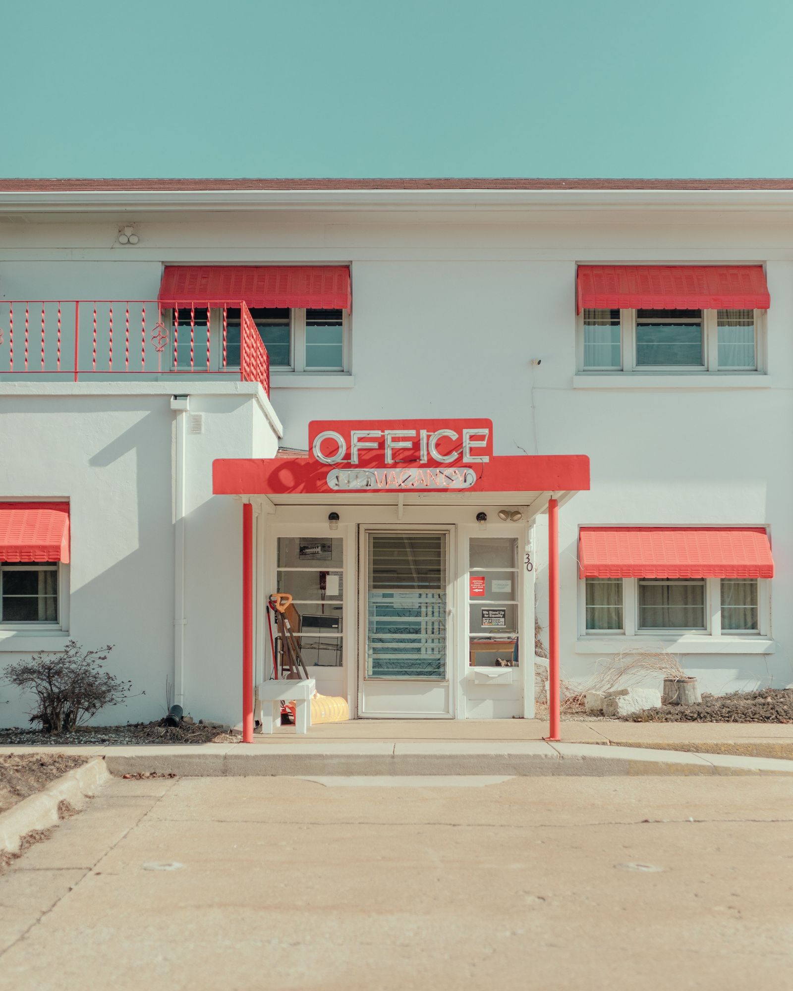Holiday Motel 02