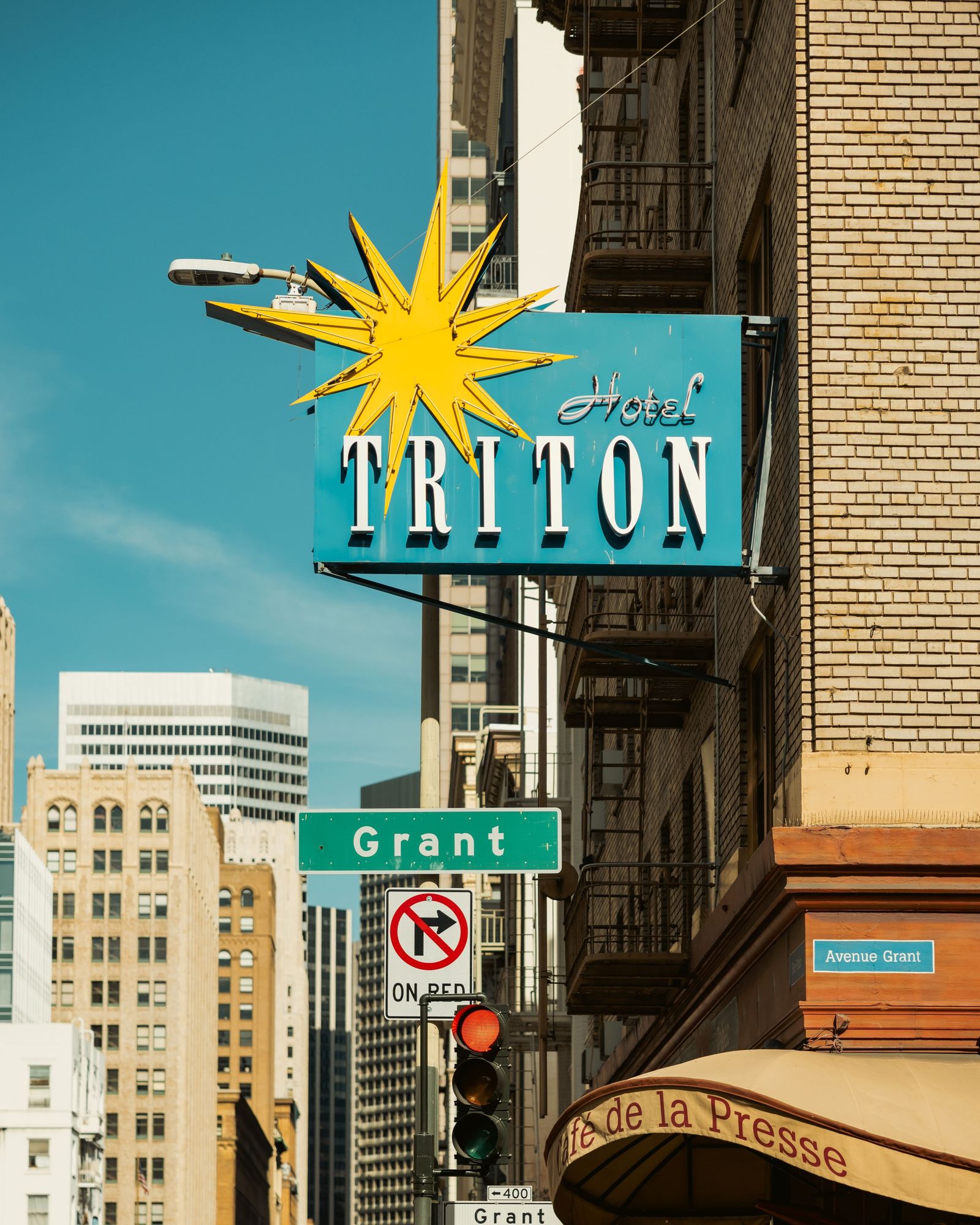Hotel Triton Sign 01