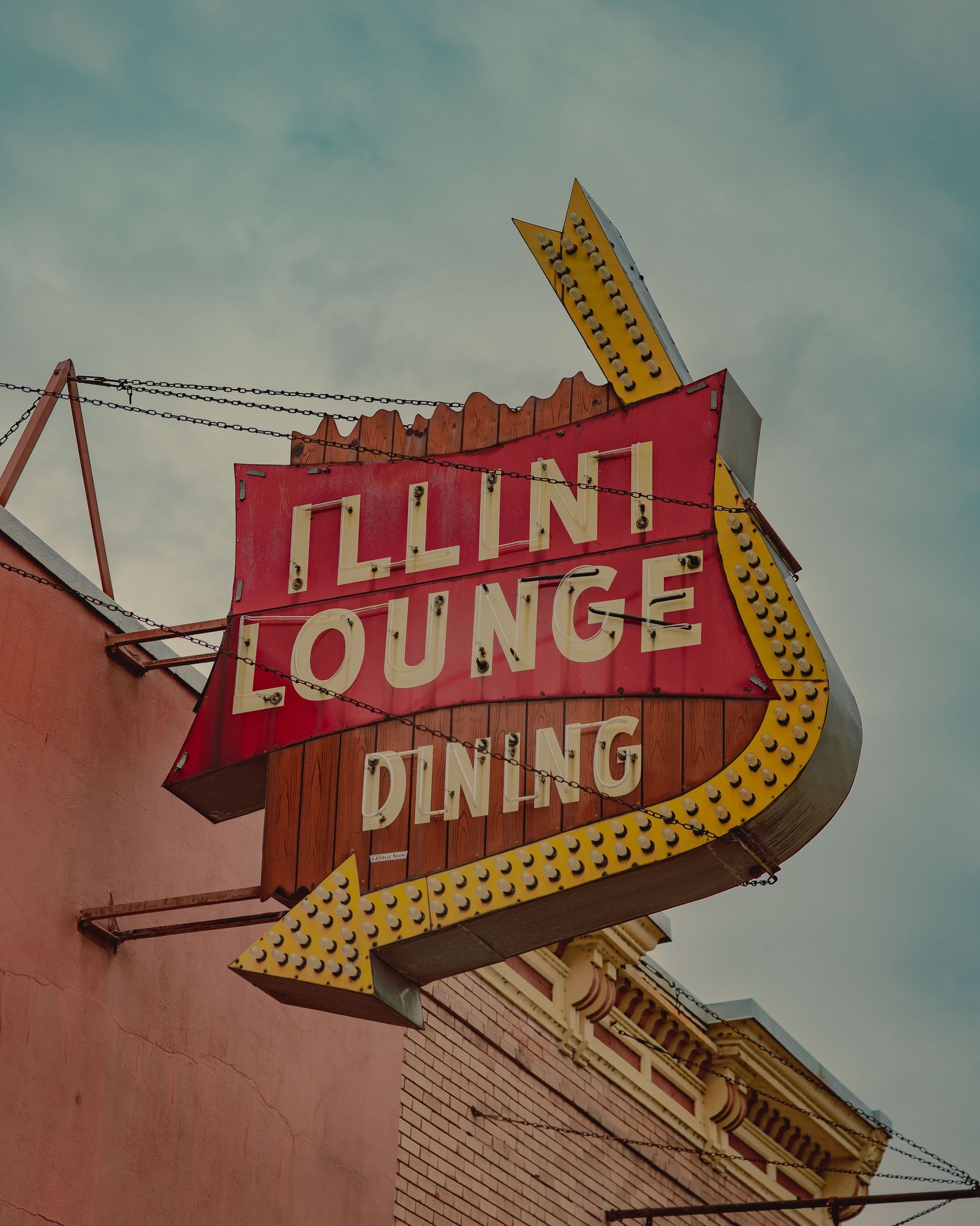 Illini Lounge 01