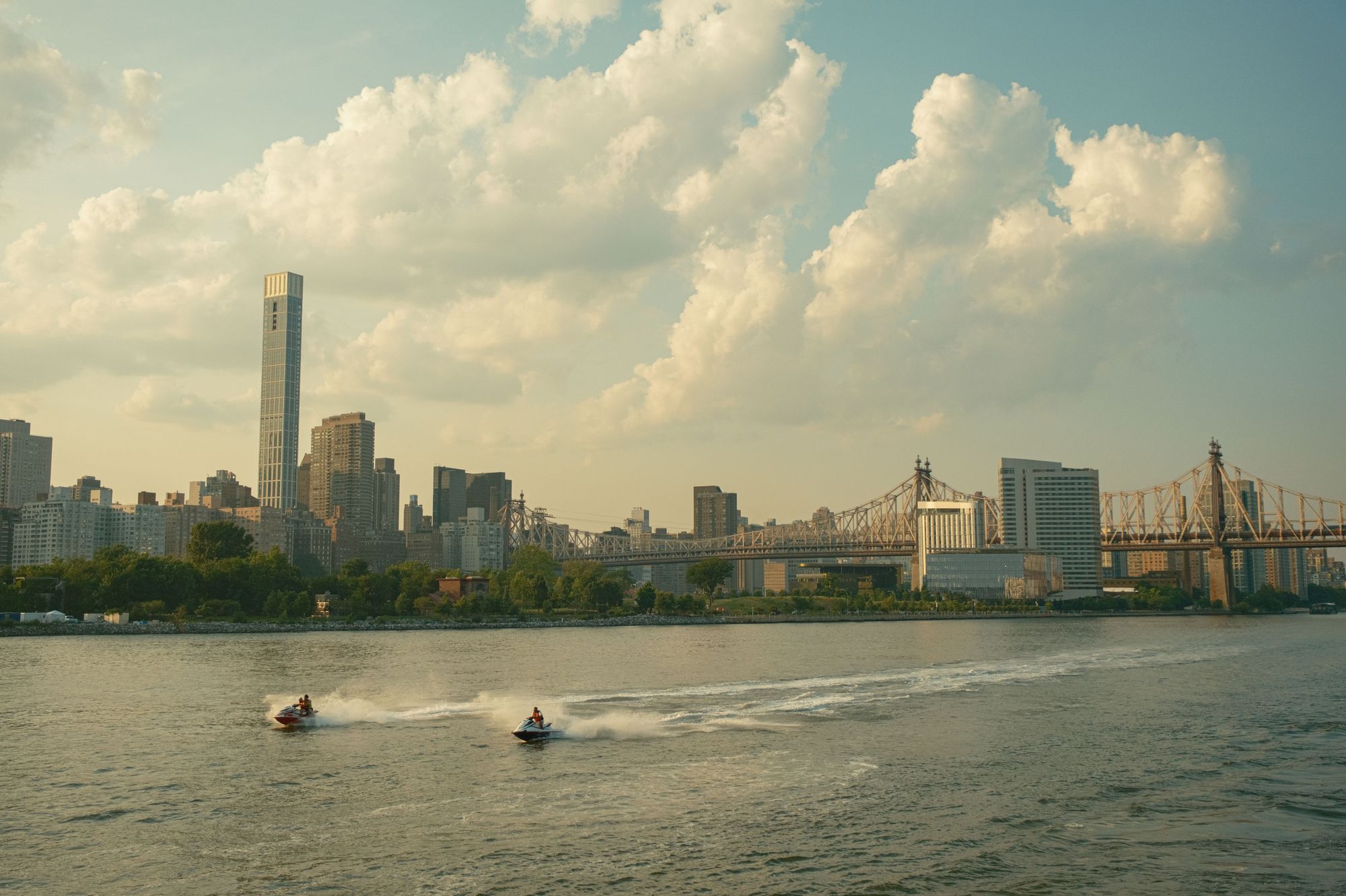 Jet Skis on the East River