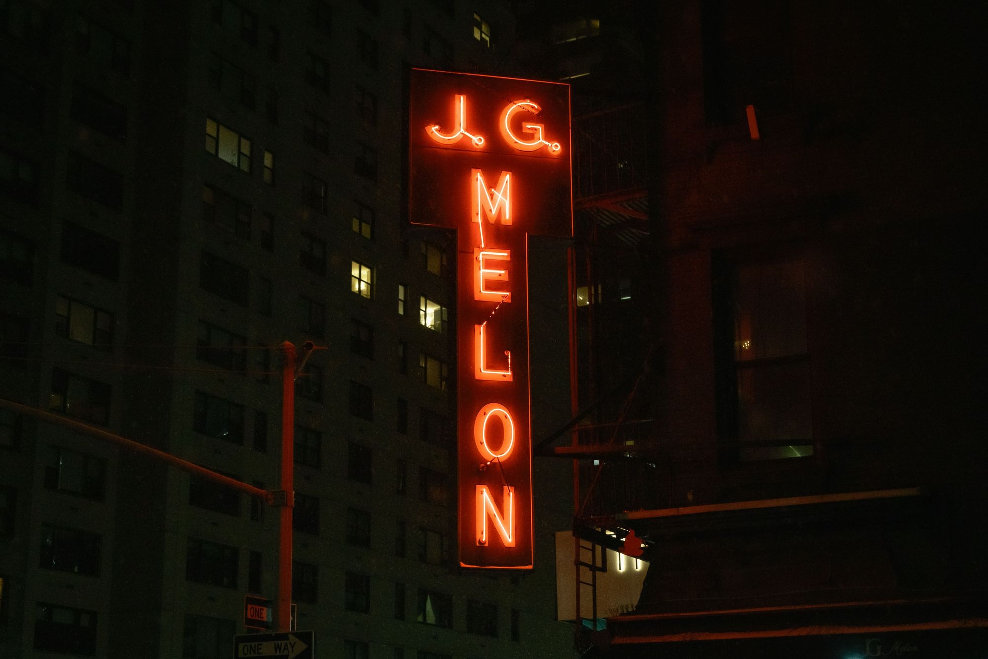 JG Melon Neon, Manhattan 02