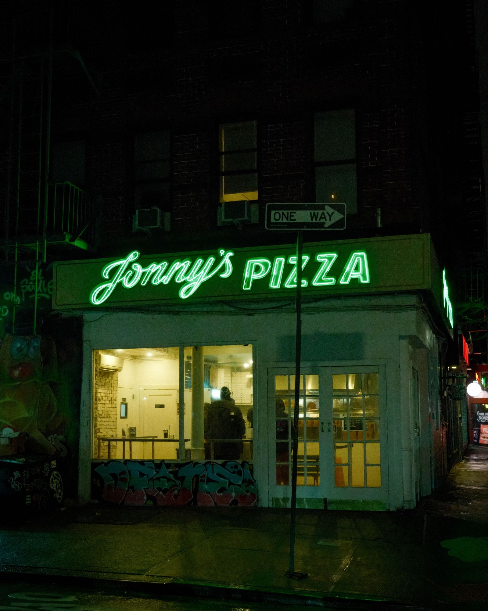Jonny's Pizza, Lower East Side
