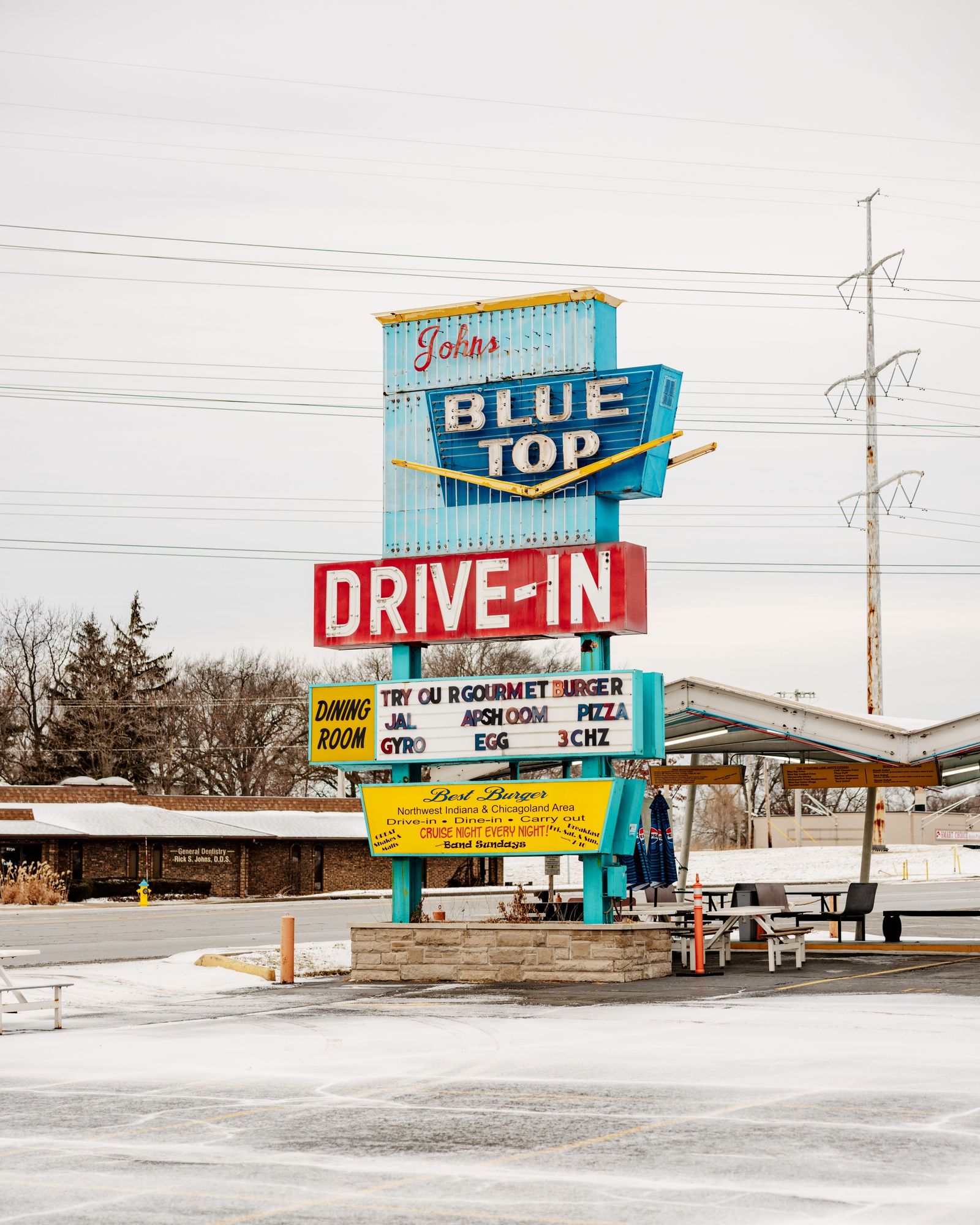 John's Blue Top Drive-In 01