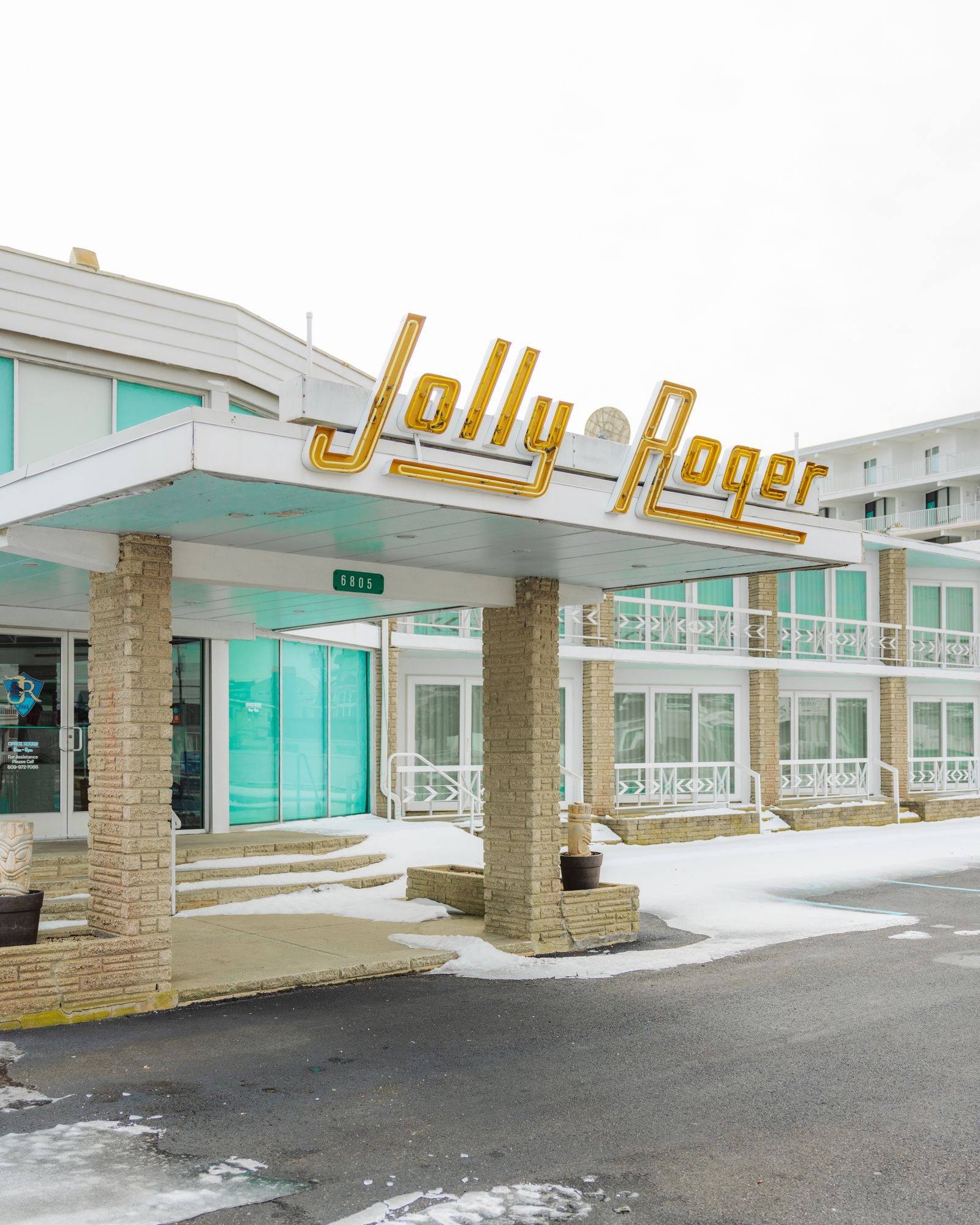 Jolly Roger in Winter 02