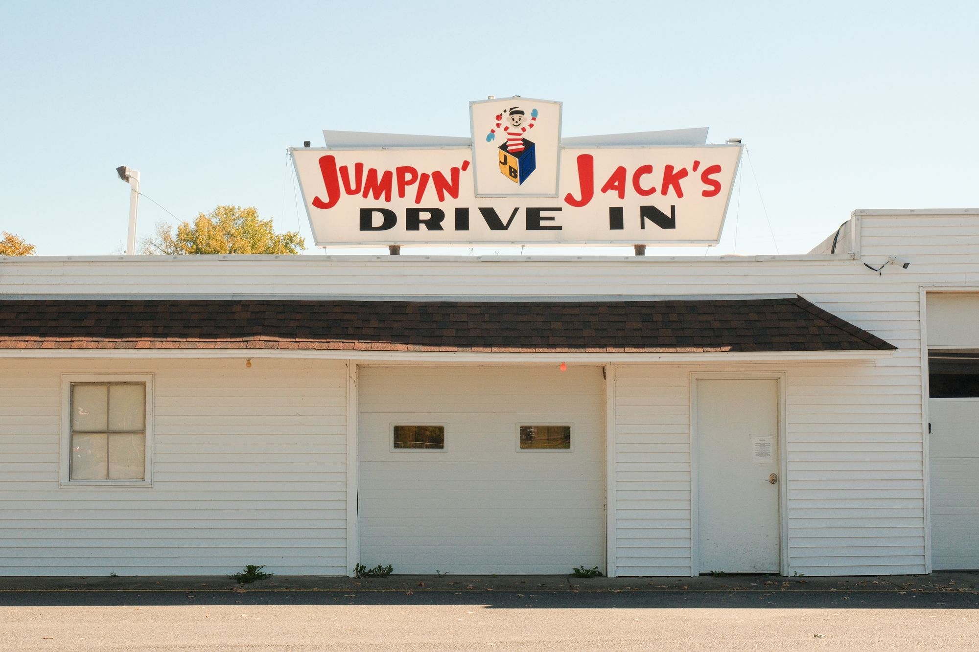 Jumpin' Jack's Drive-In, Scotia