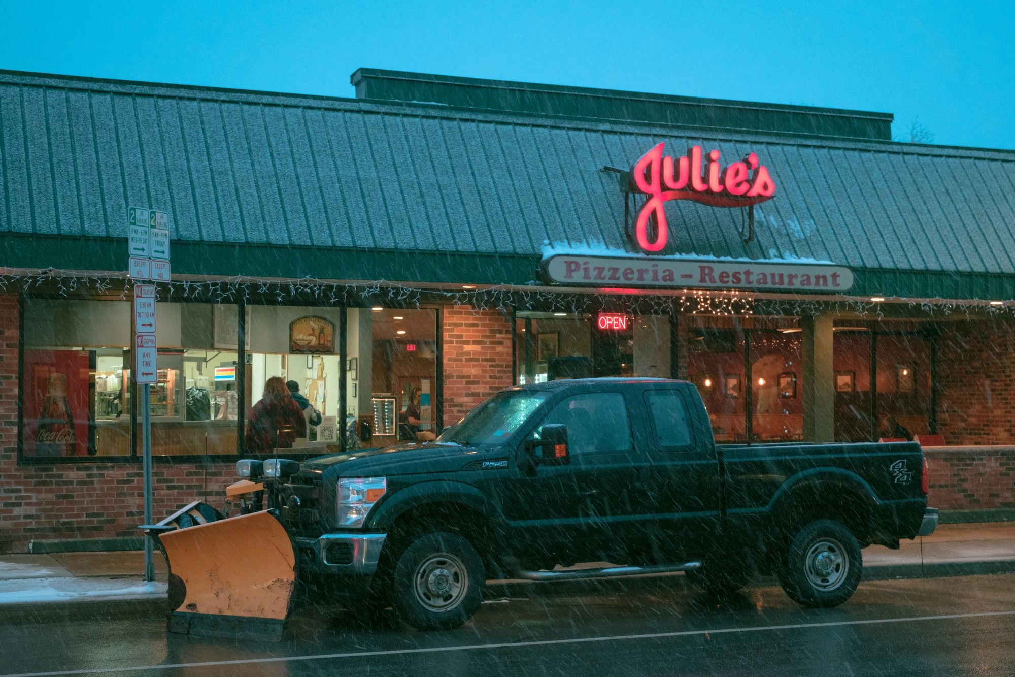 Julie's, Springville