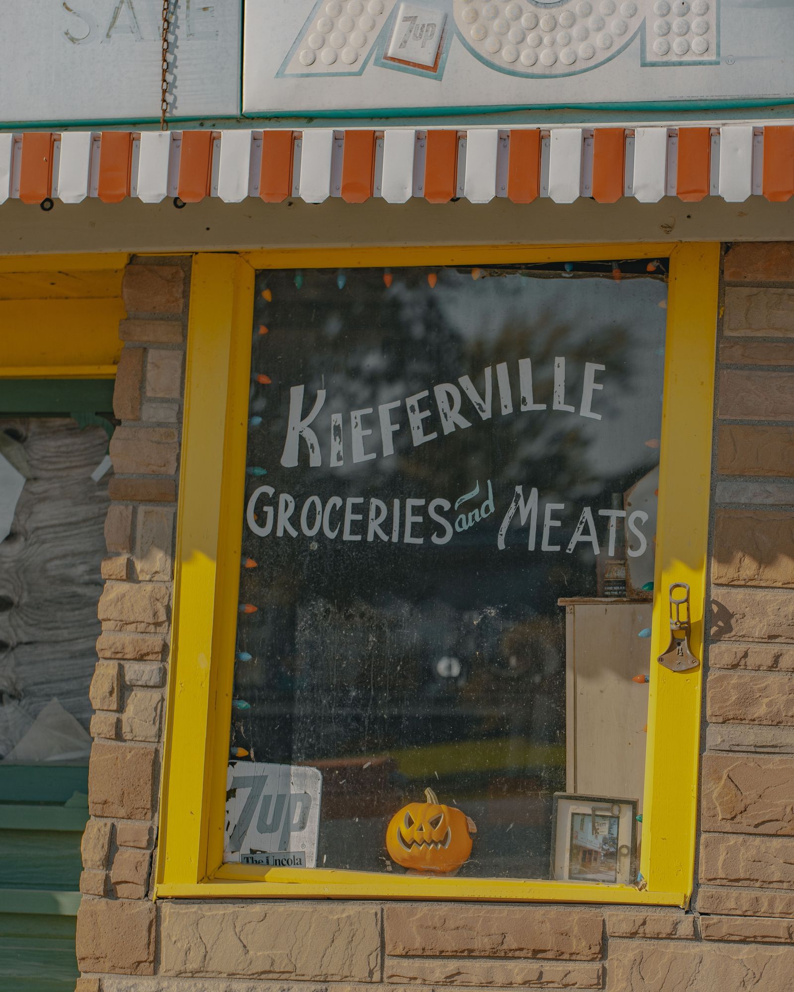 Kieferville Service Station 05