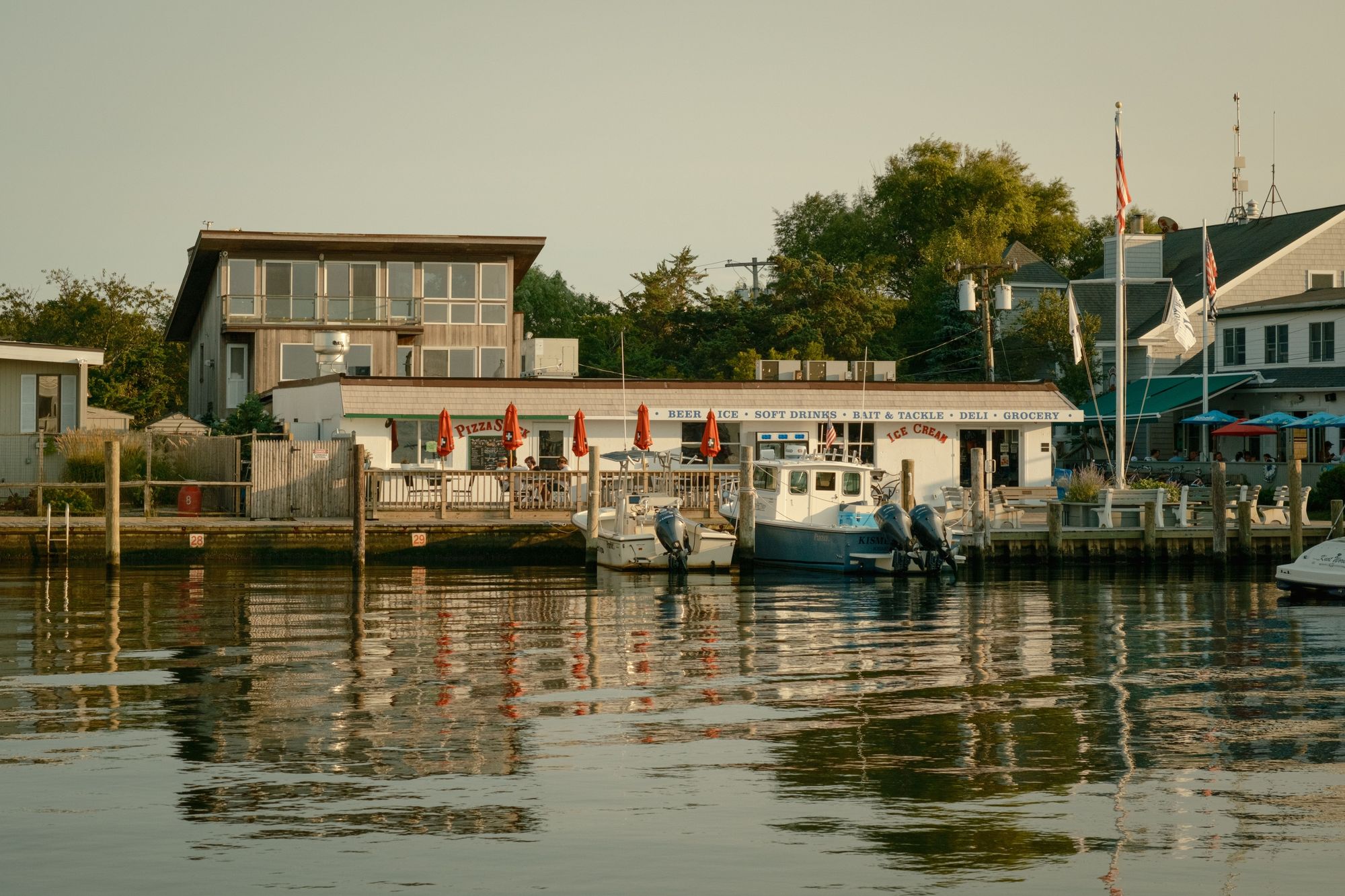 Kismet Market, Fire Island 01