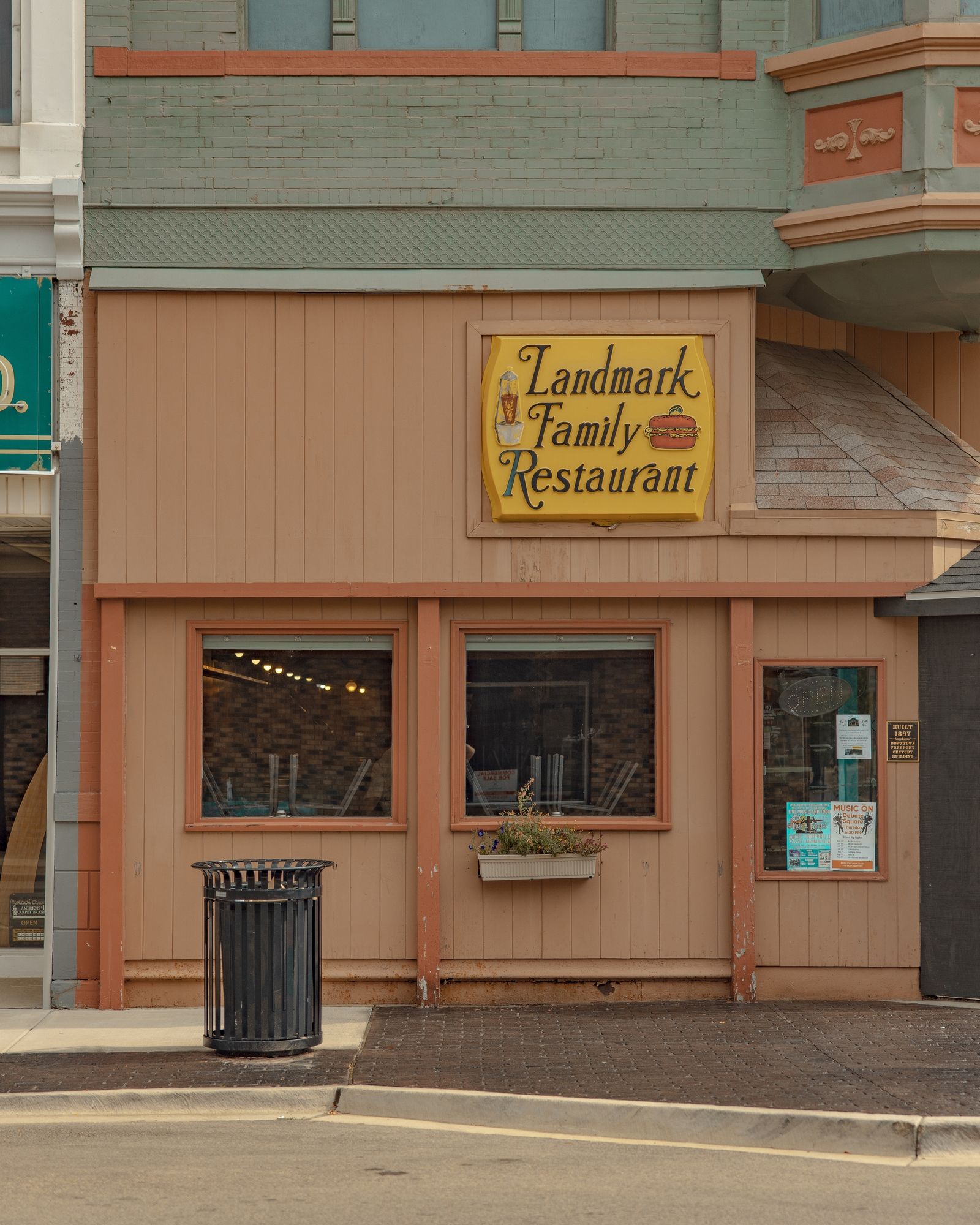 Landmark Family Restaurant