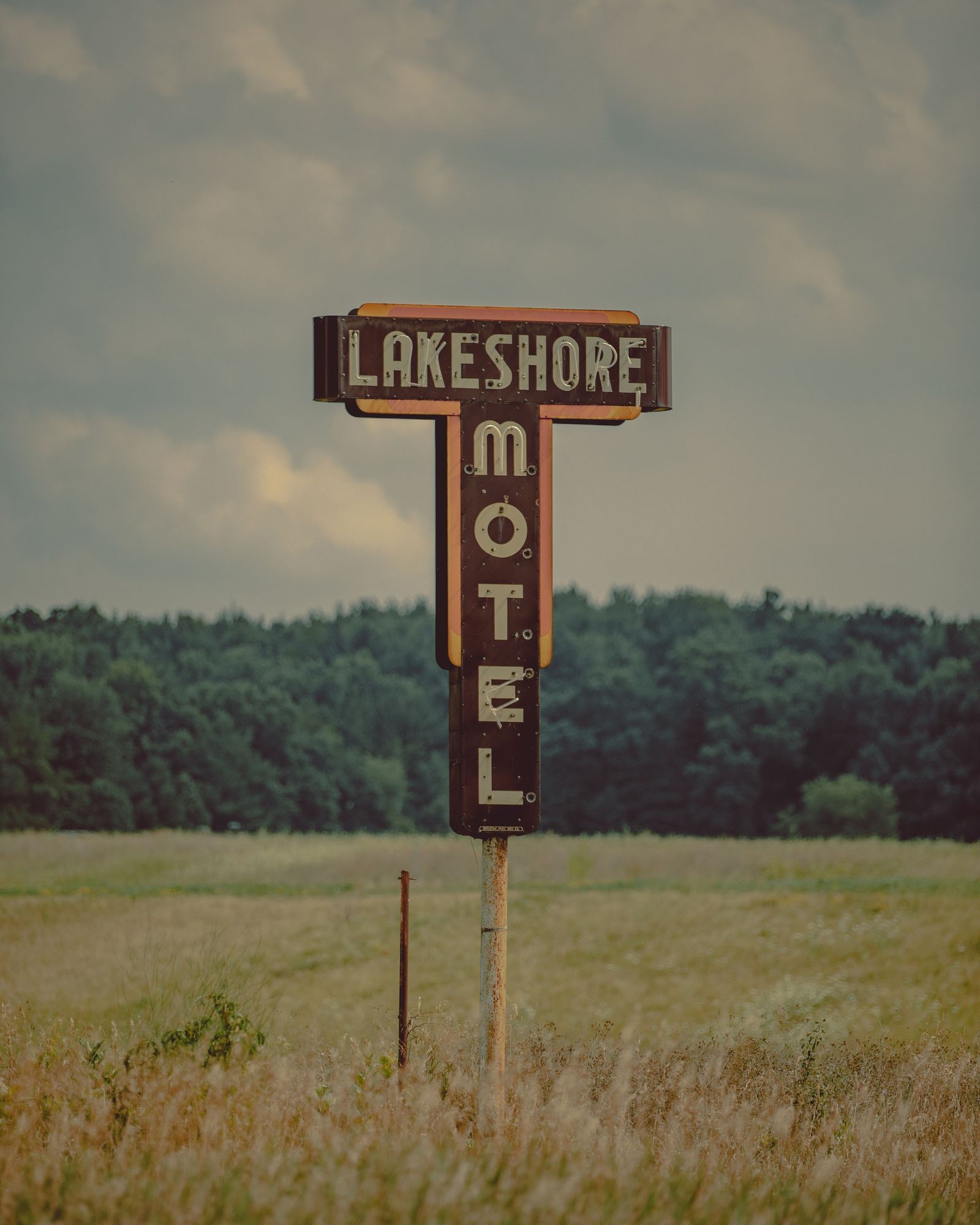 Lakeshore Motel