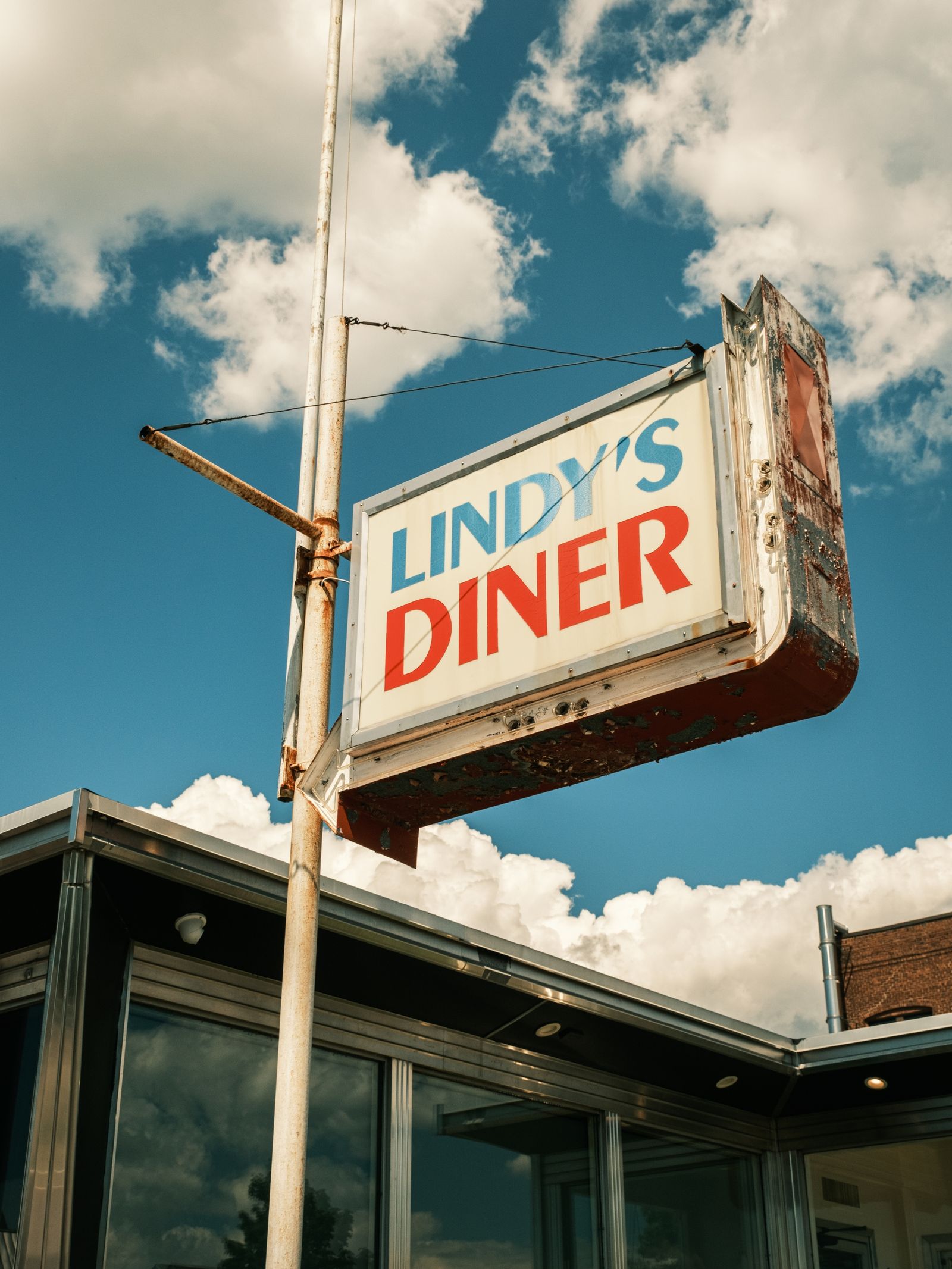 Lindy's Diner, Keene