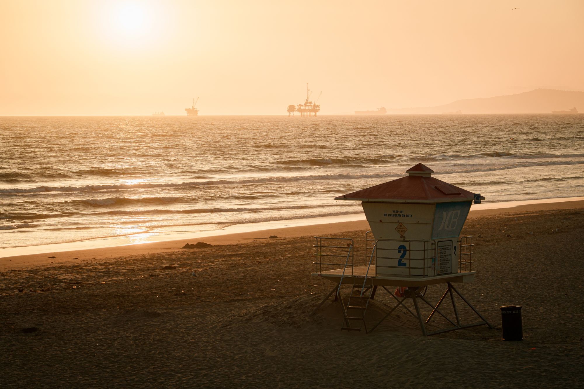 Lifeguard Stand, Huntington Beach 01