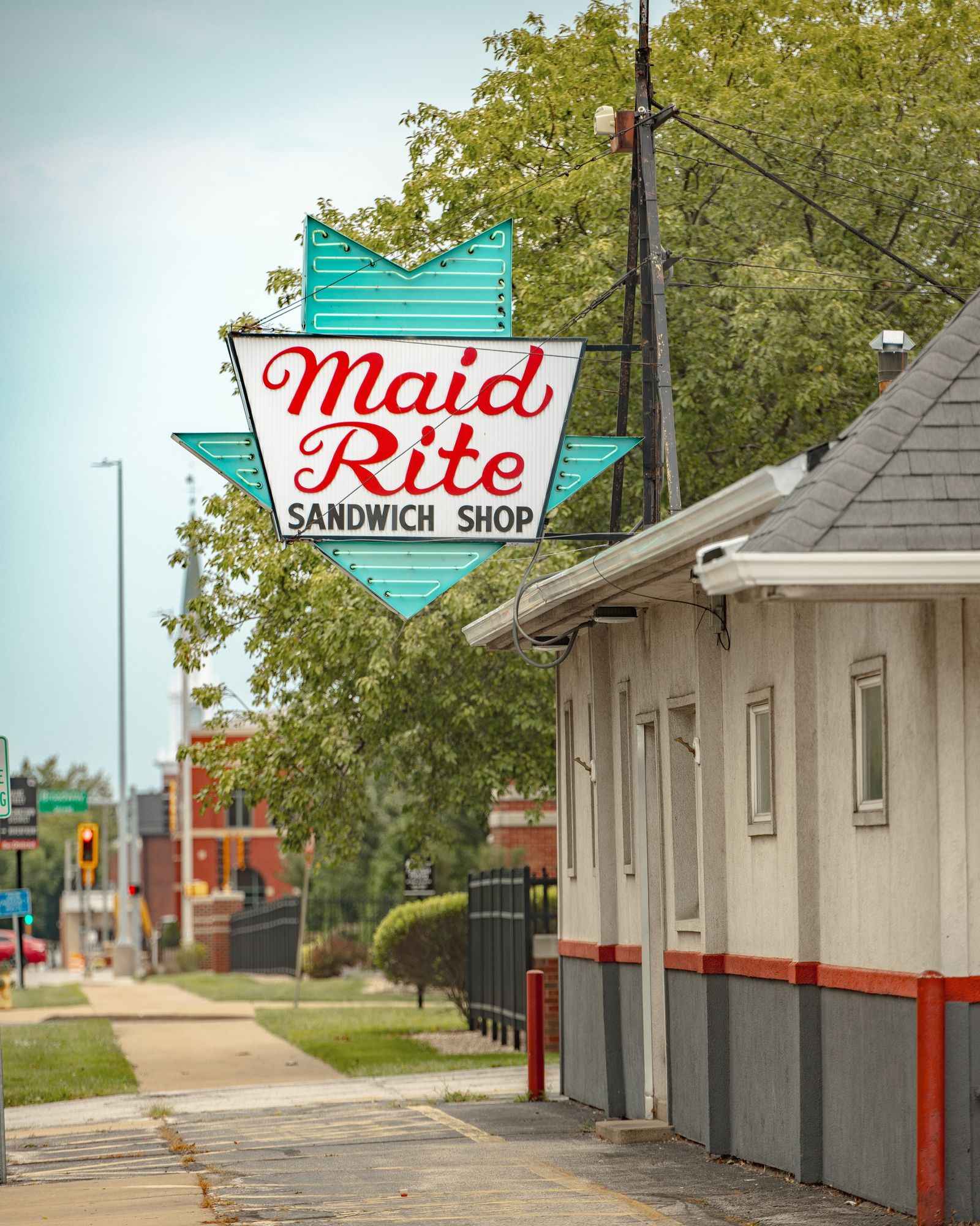 Maid Rite Sandwich Shop 01