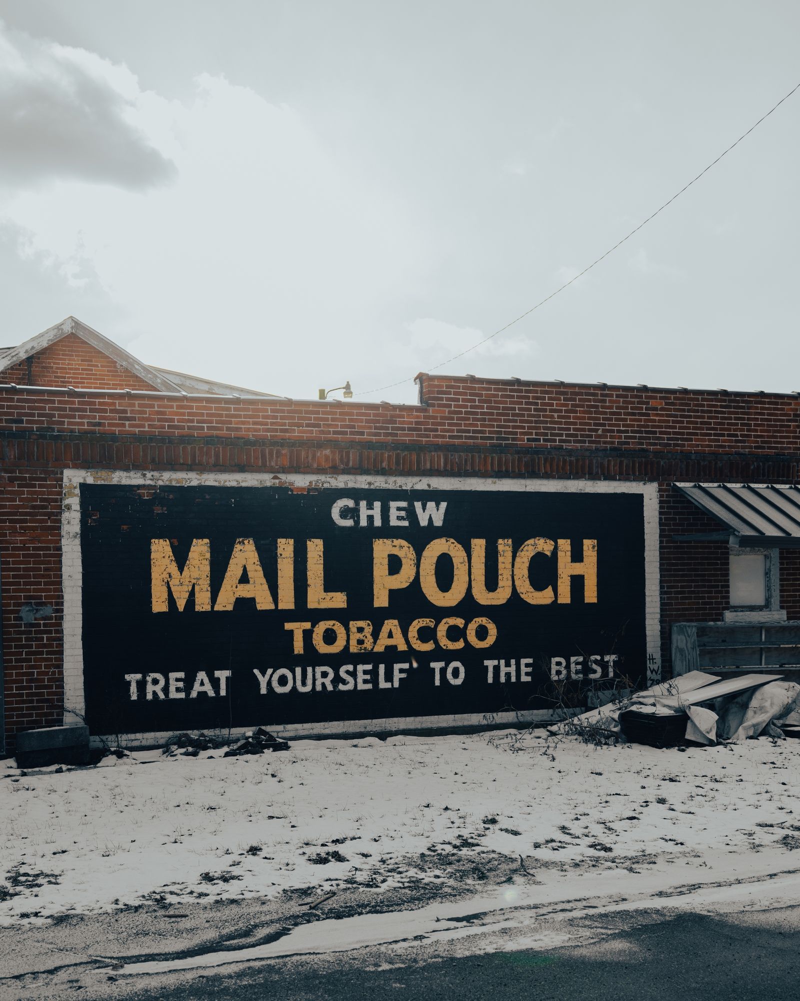 Mail Pouch Somewhere in Ohio 01