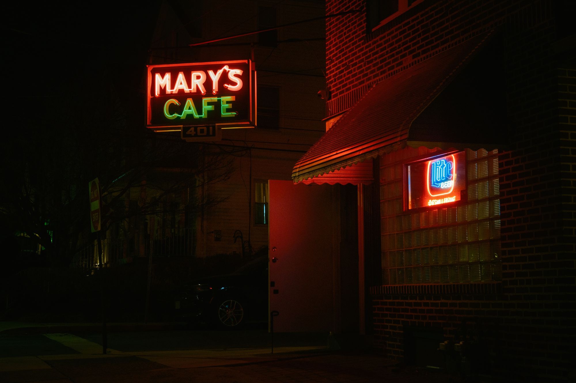 Mary's Cafe, Clifton Heights