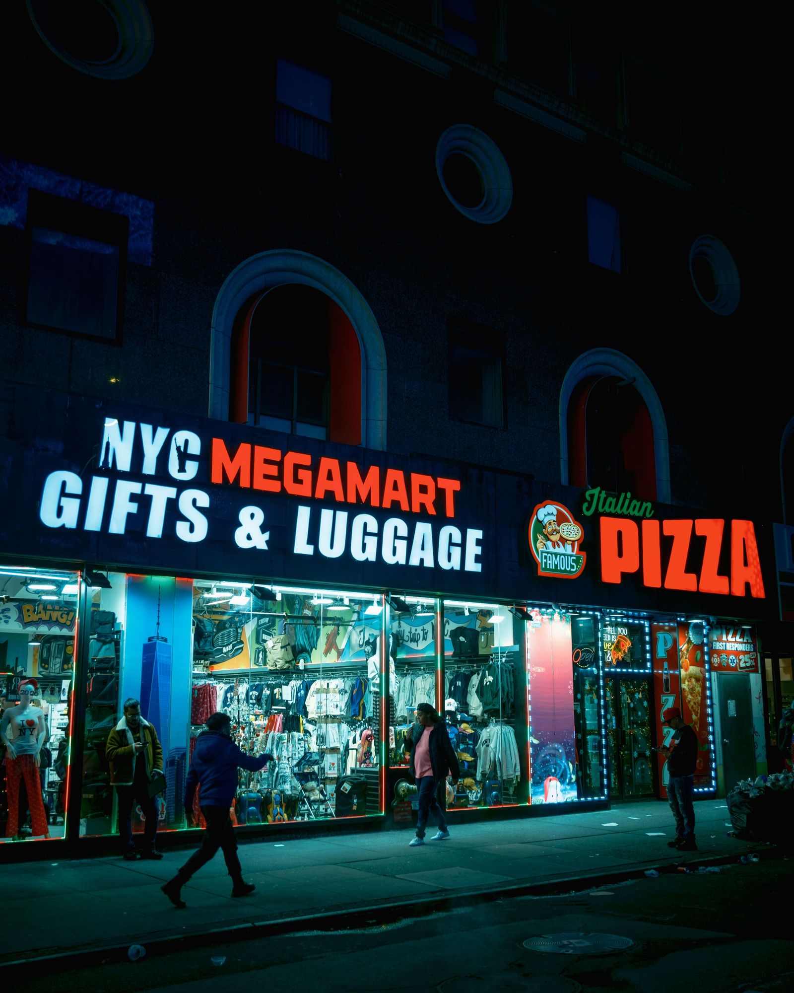 Megamart, Midtown Manhattan