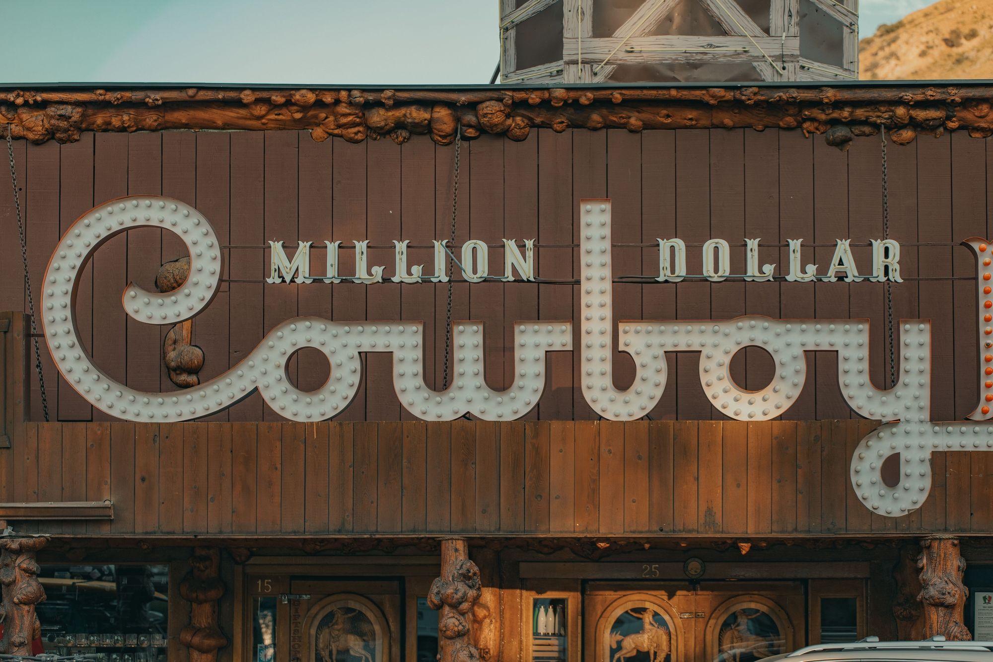 Million Dollar Cowboy Bar