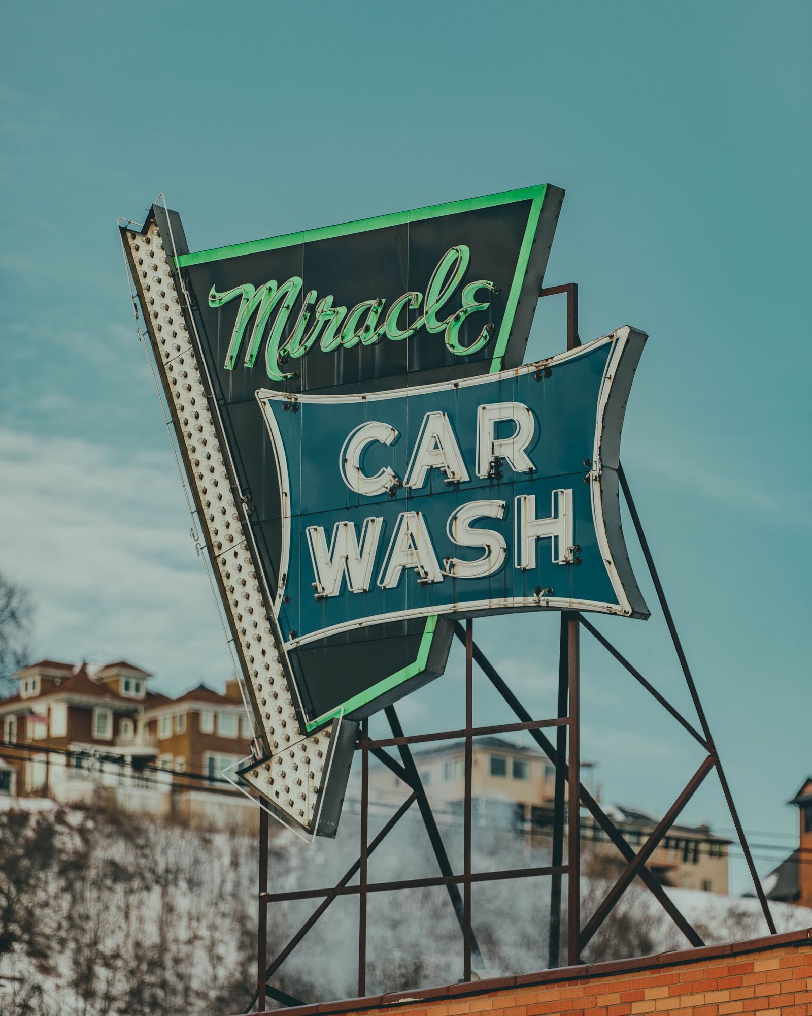 Miracle Car Wash 02