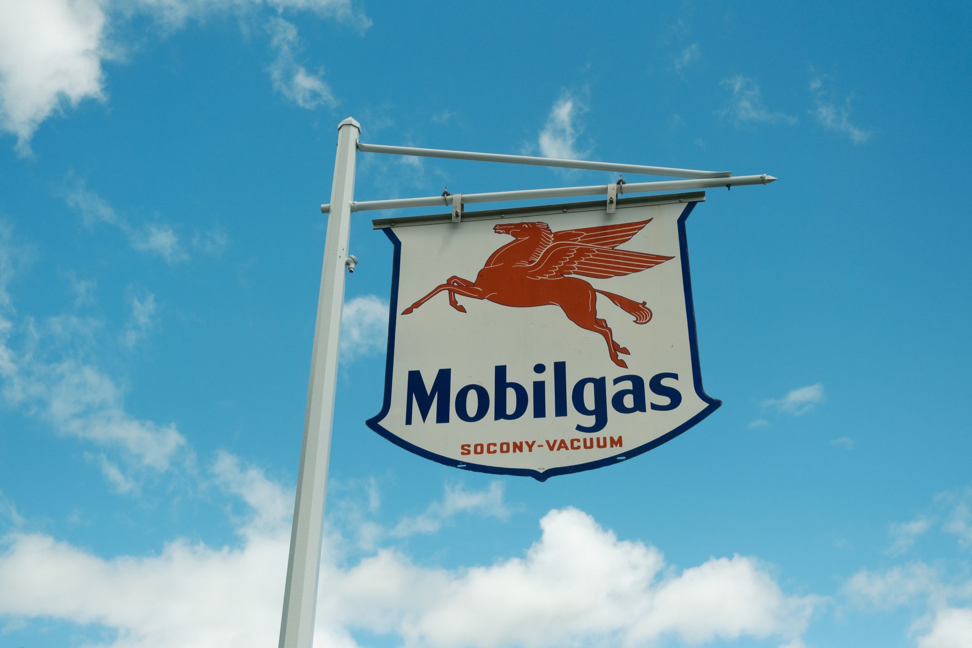 Mobilgas, Millerton
