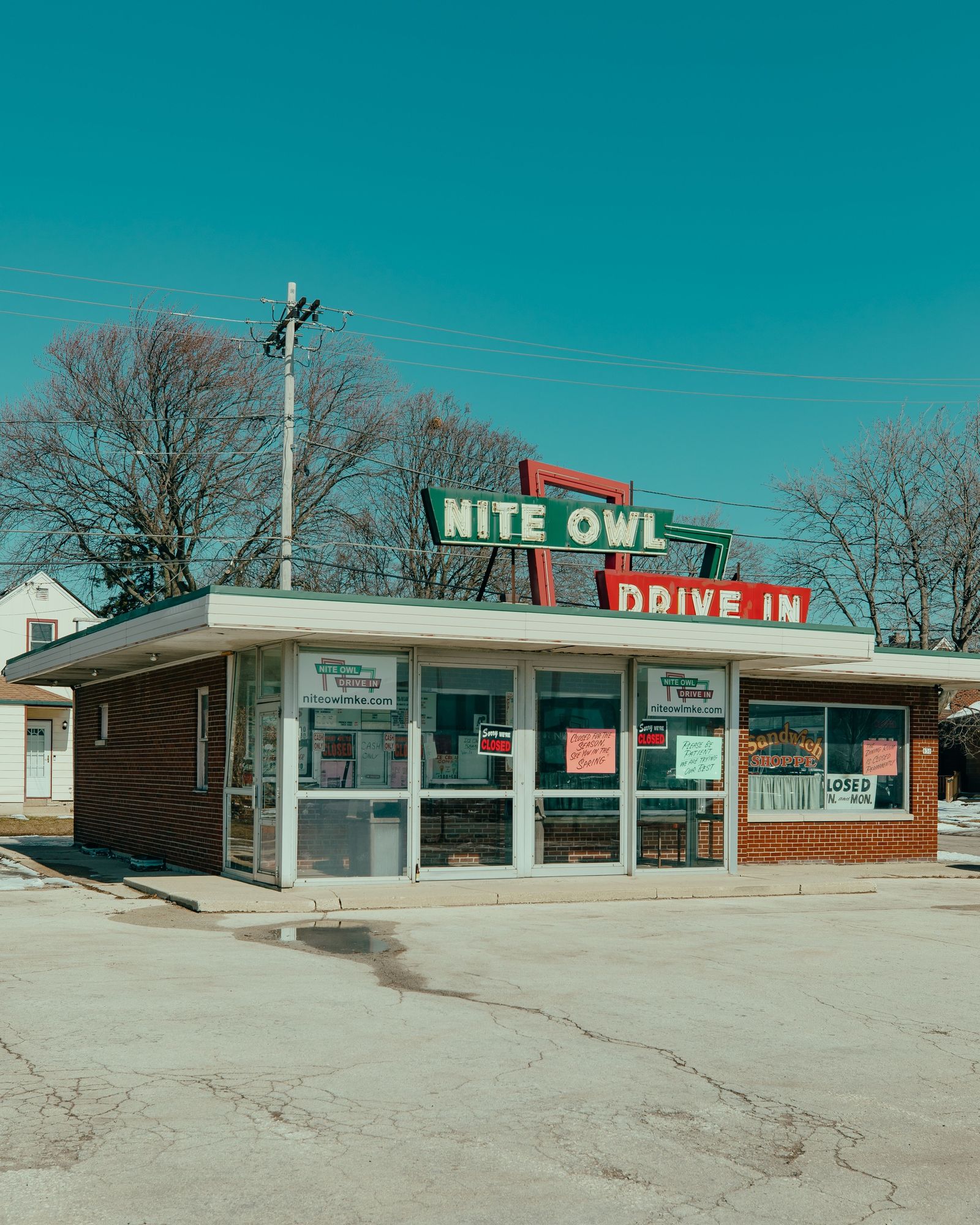 Nite Owl Drive-In 01