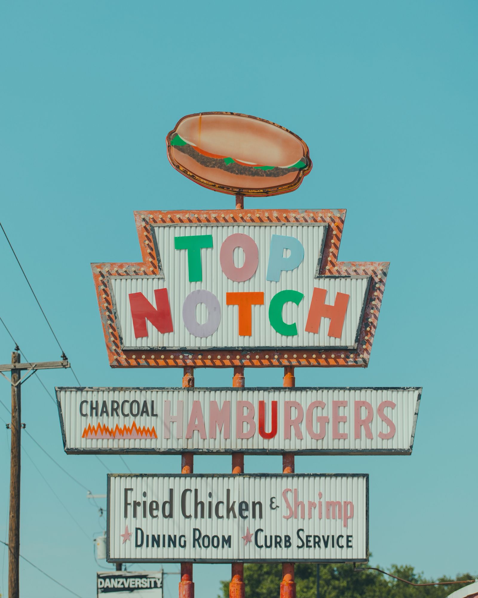 Top Notch Burgers Daylight 01