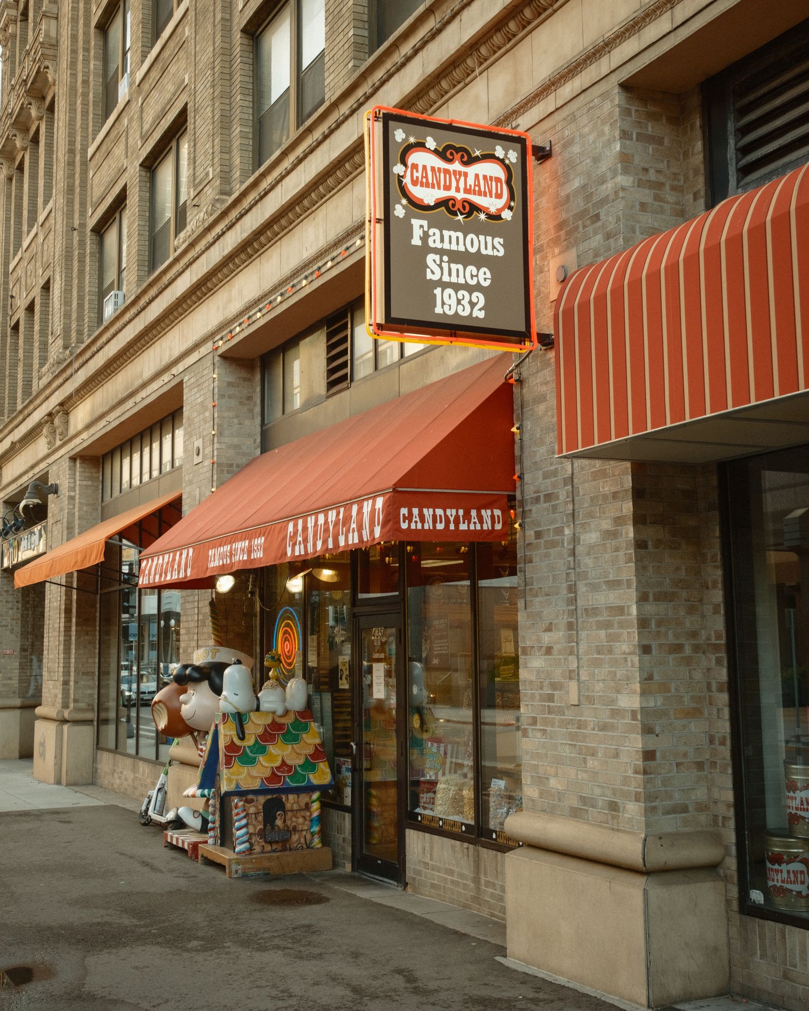 Original Candyland Store, Saint Paul 01