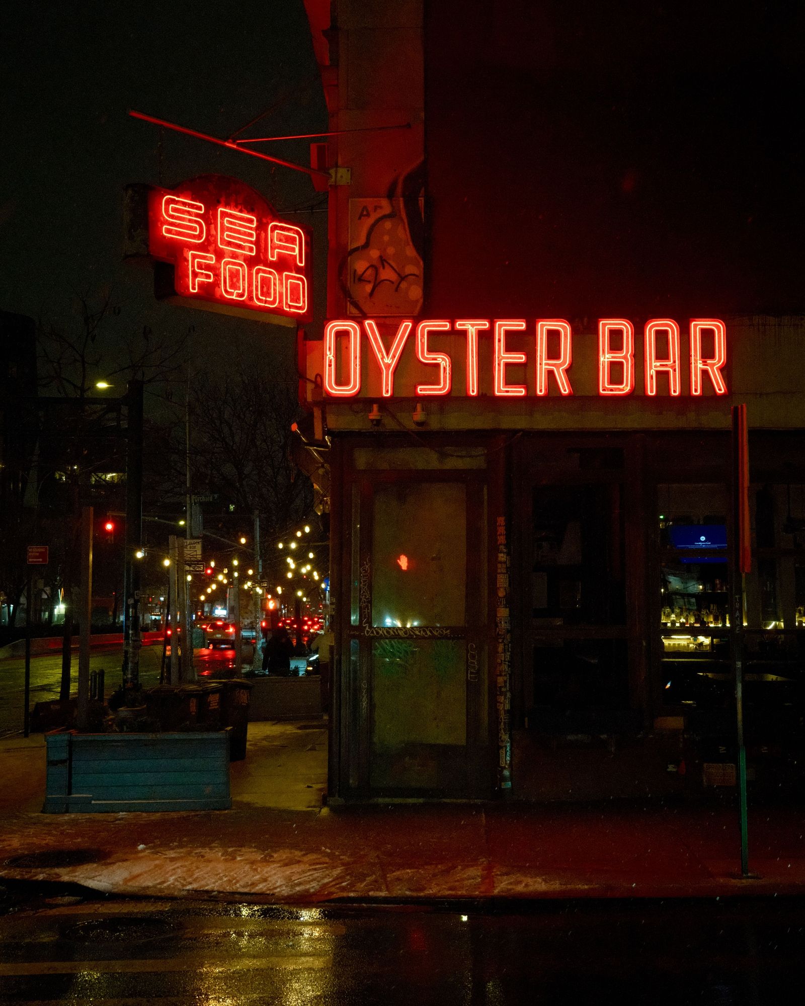 Oyster Bar Neon, Lower East Side 01