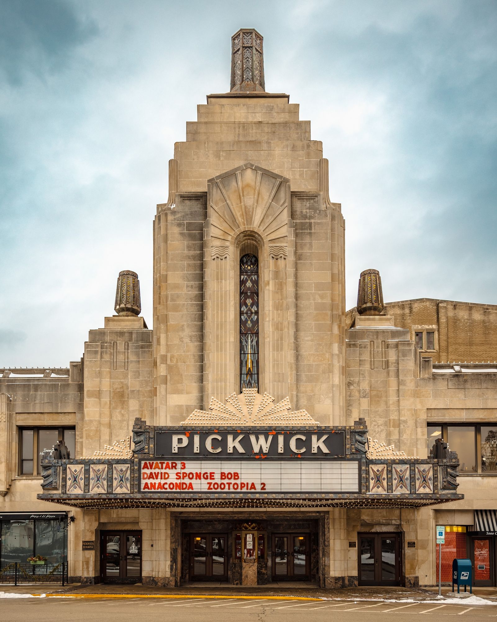 Pickwick Theatre