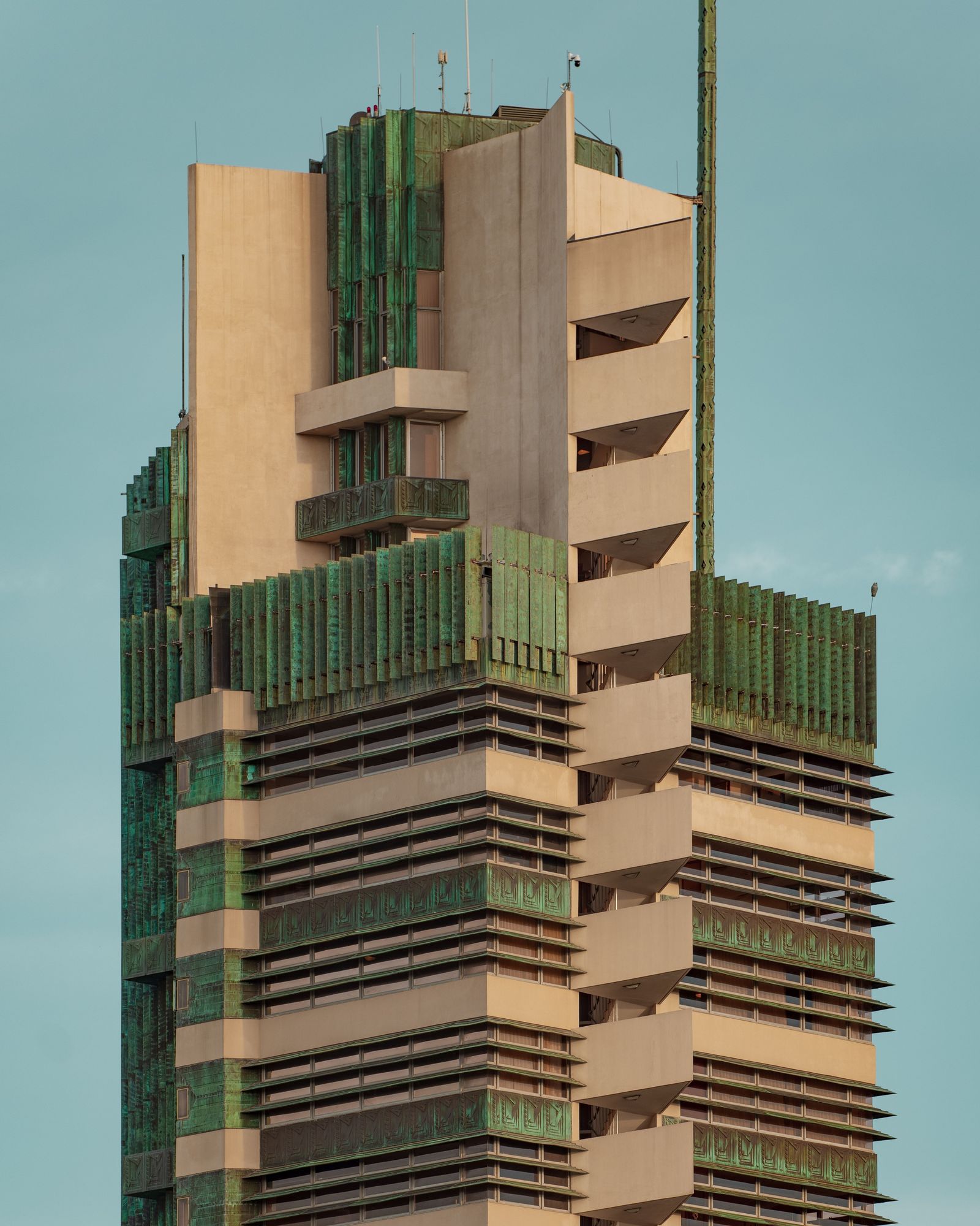 Price Tower 02