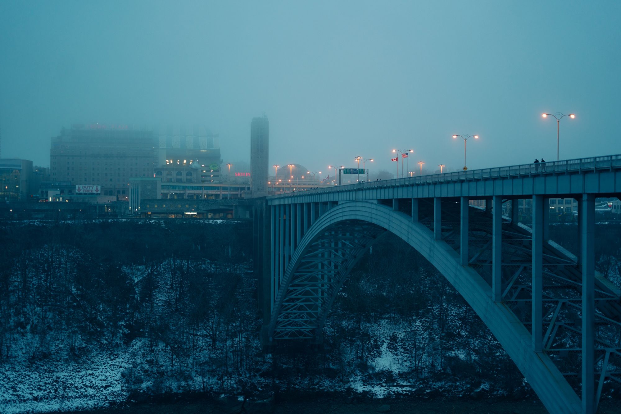 Rainbow Bridge, Niagara Falls 01