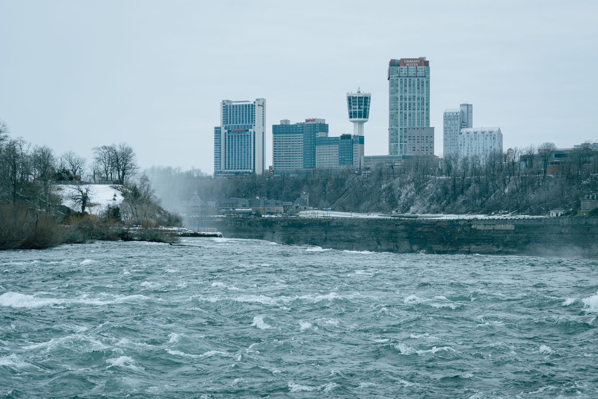Rapids, Niagara Falls 01