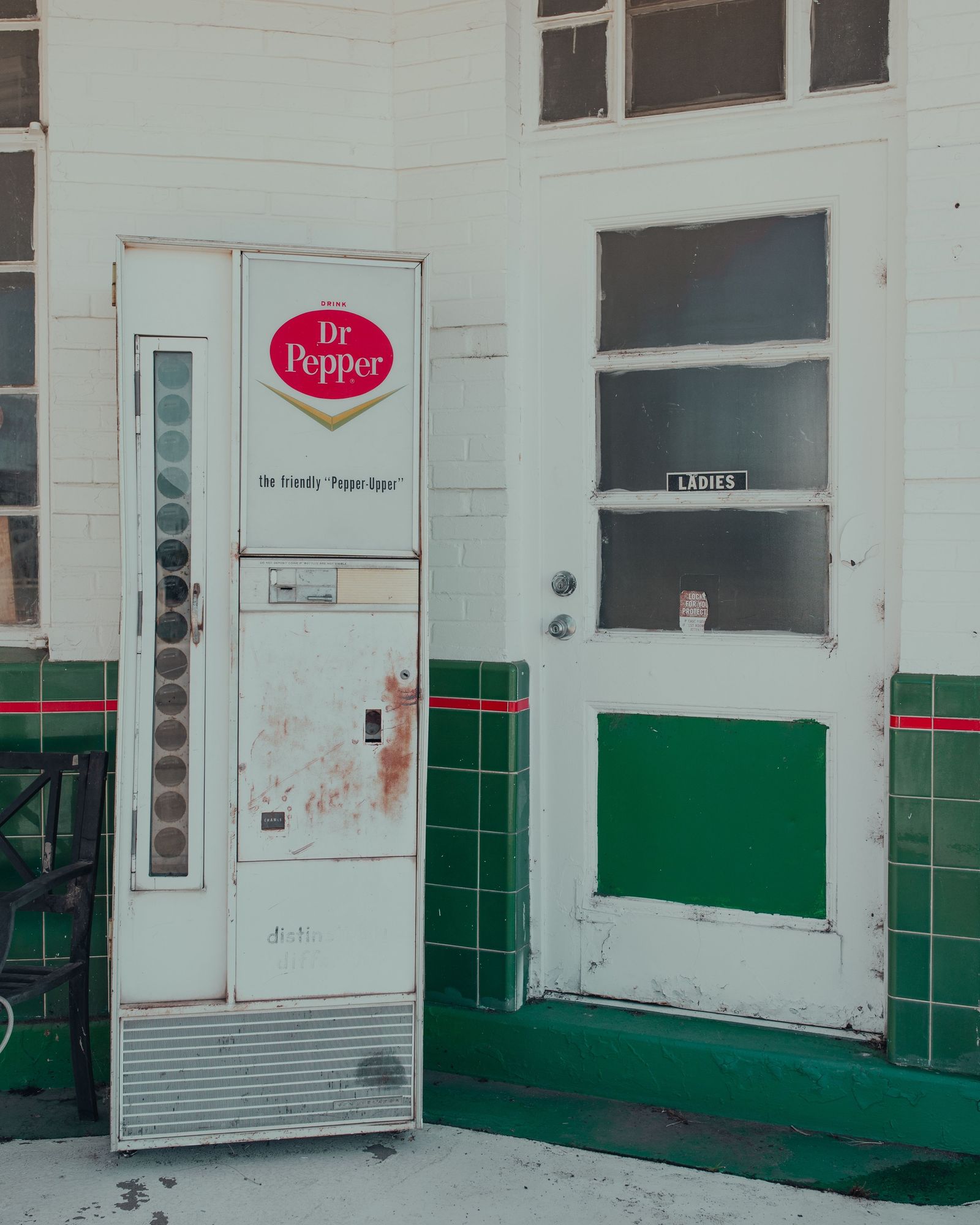 Raton Service Station 02