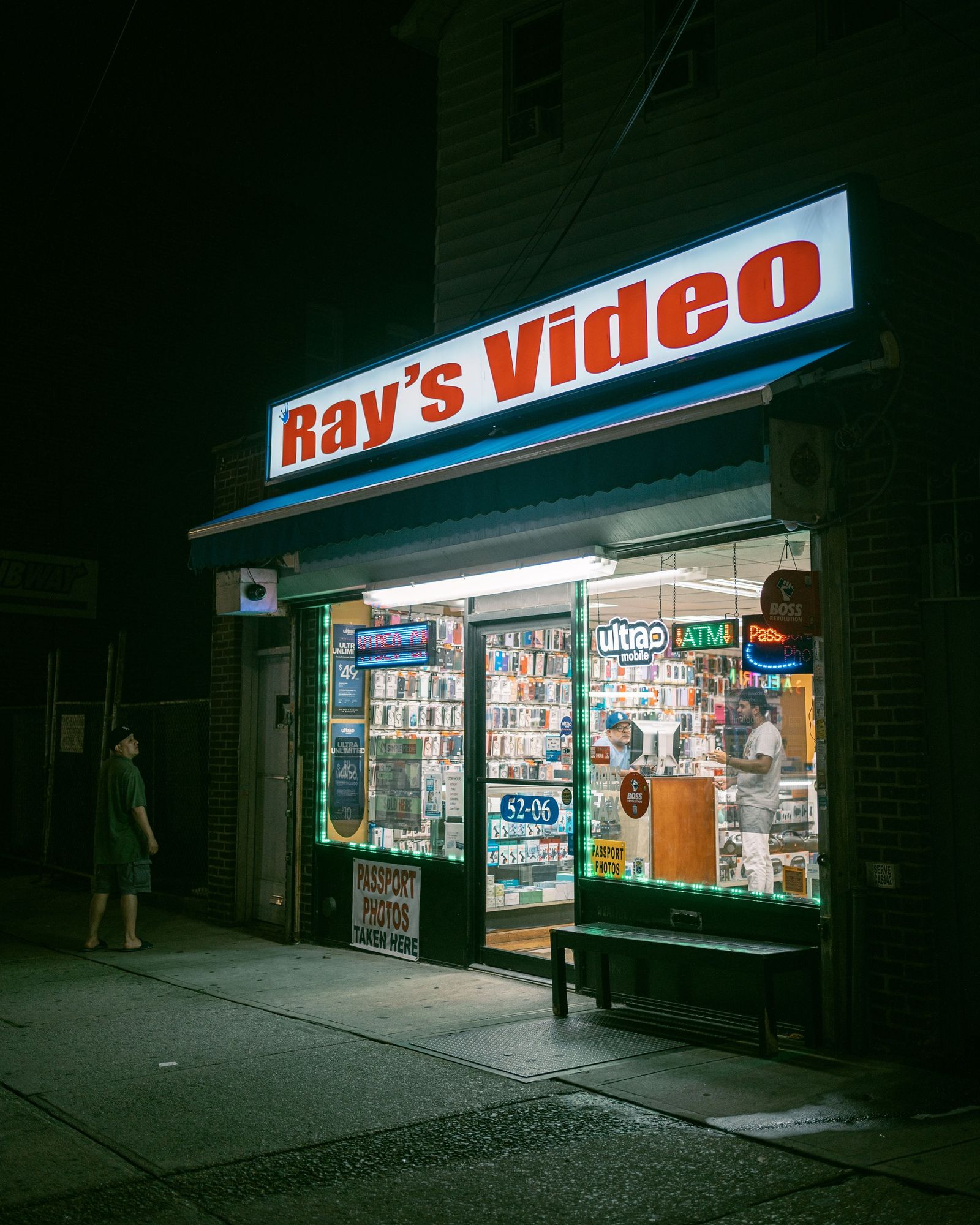 Ray's Video, Corona