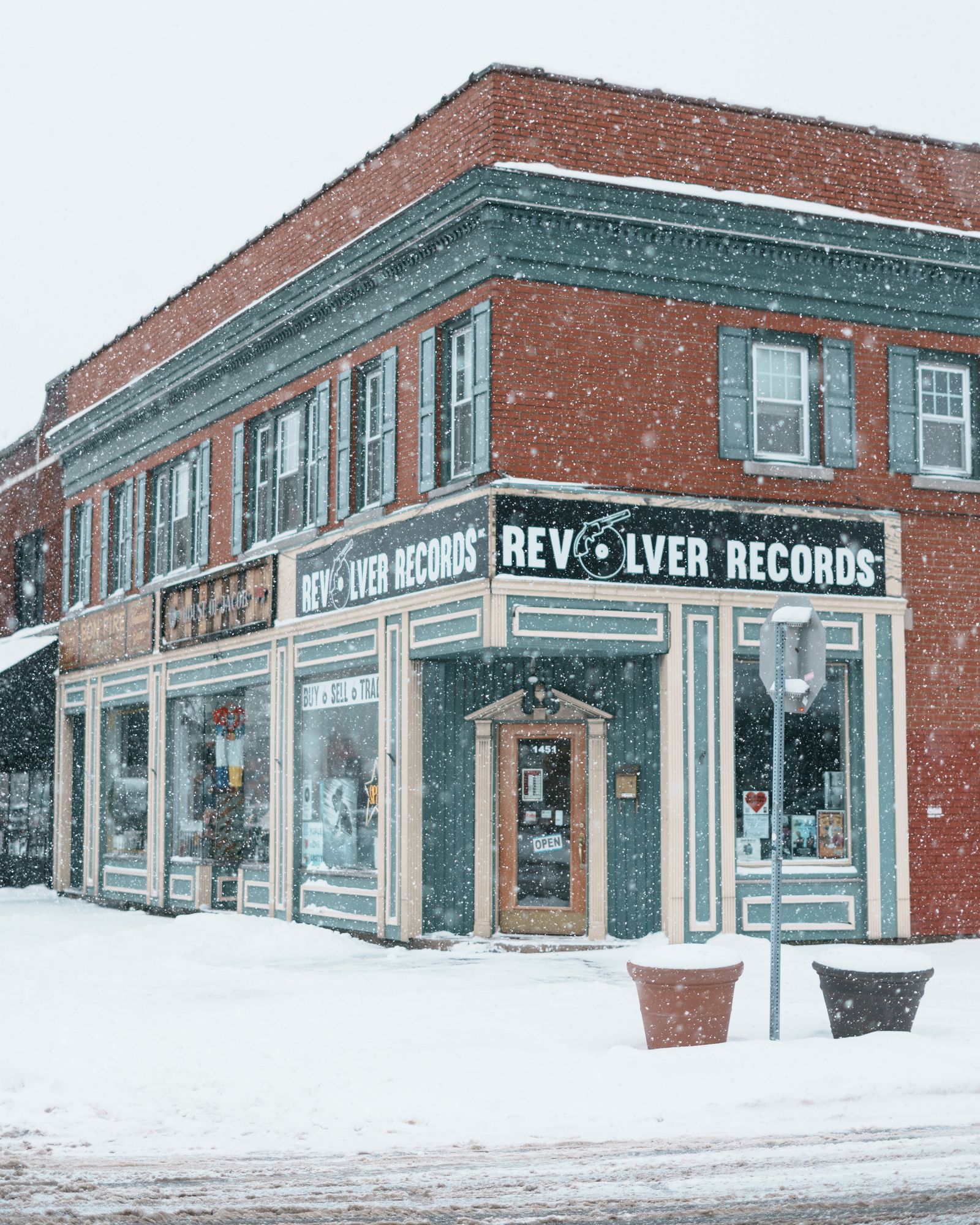 Revolver Records on Hertel, Buffalo 02