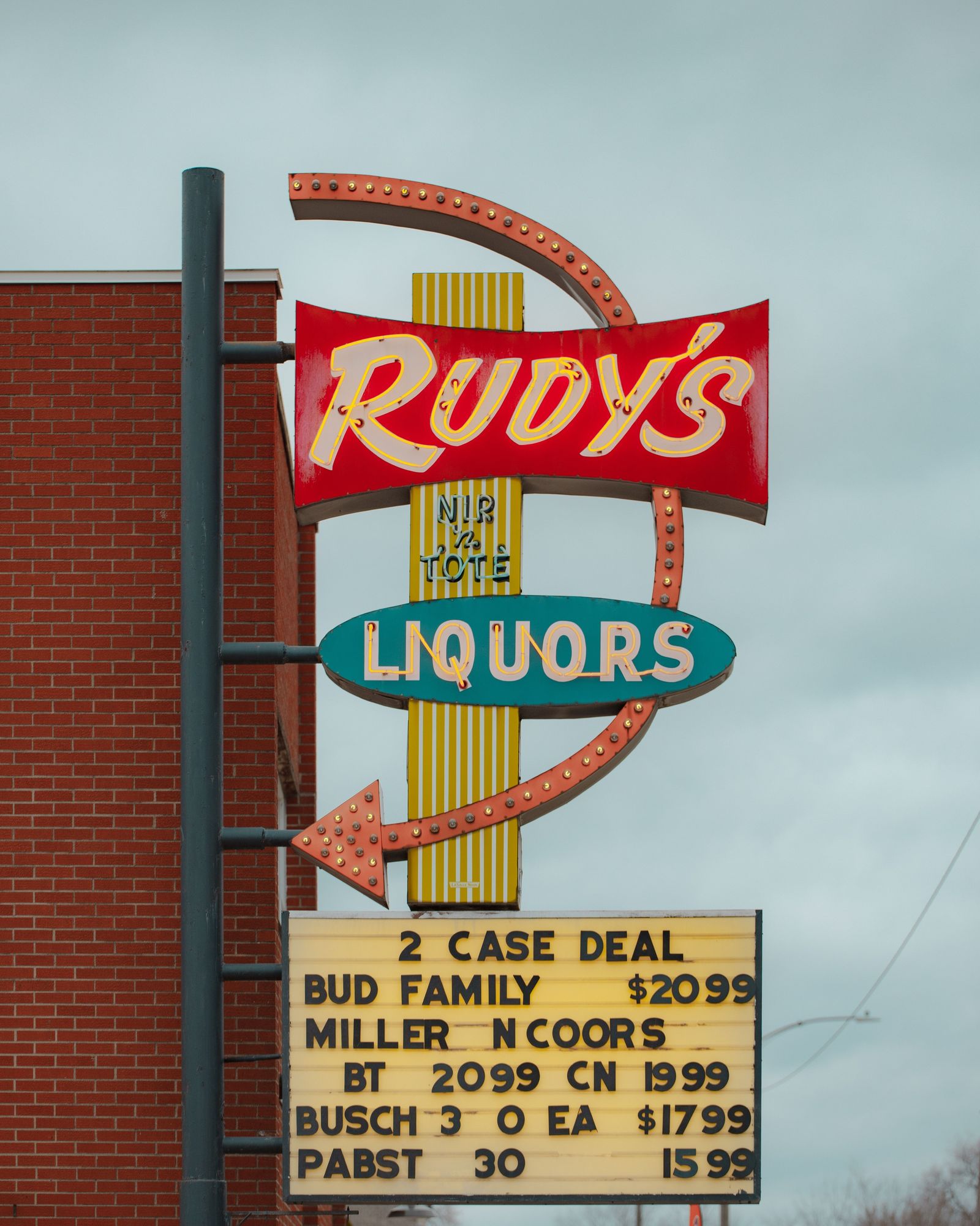 Rudy's Liquors 03
