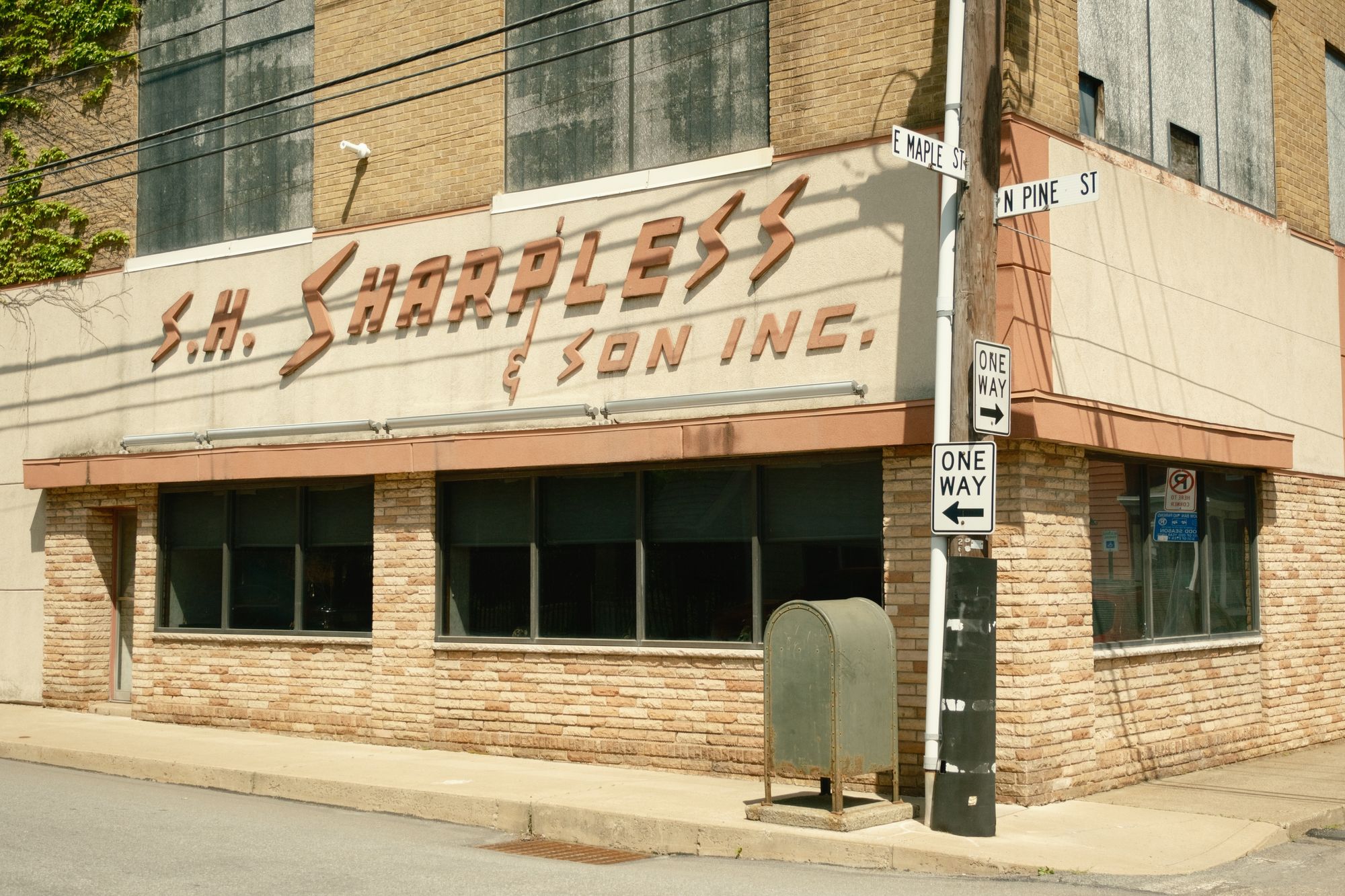 S H Sharpless & Son, Hazleton