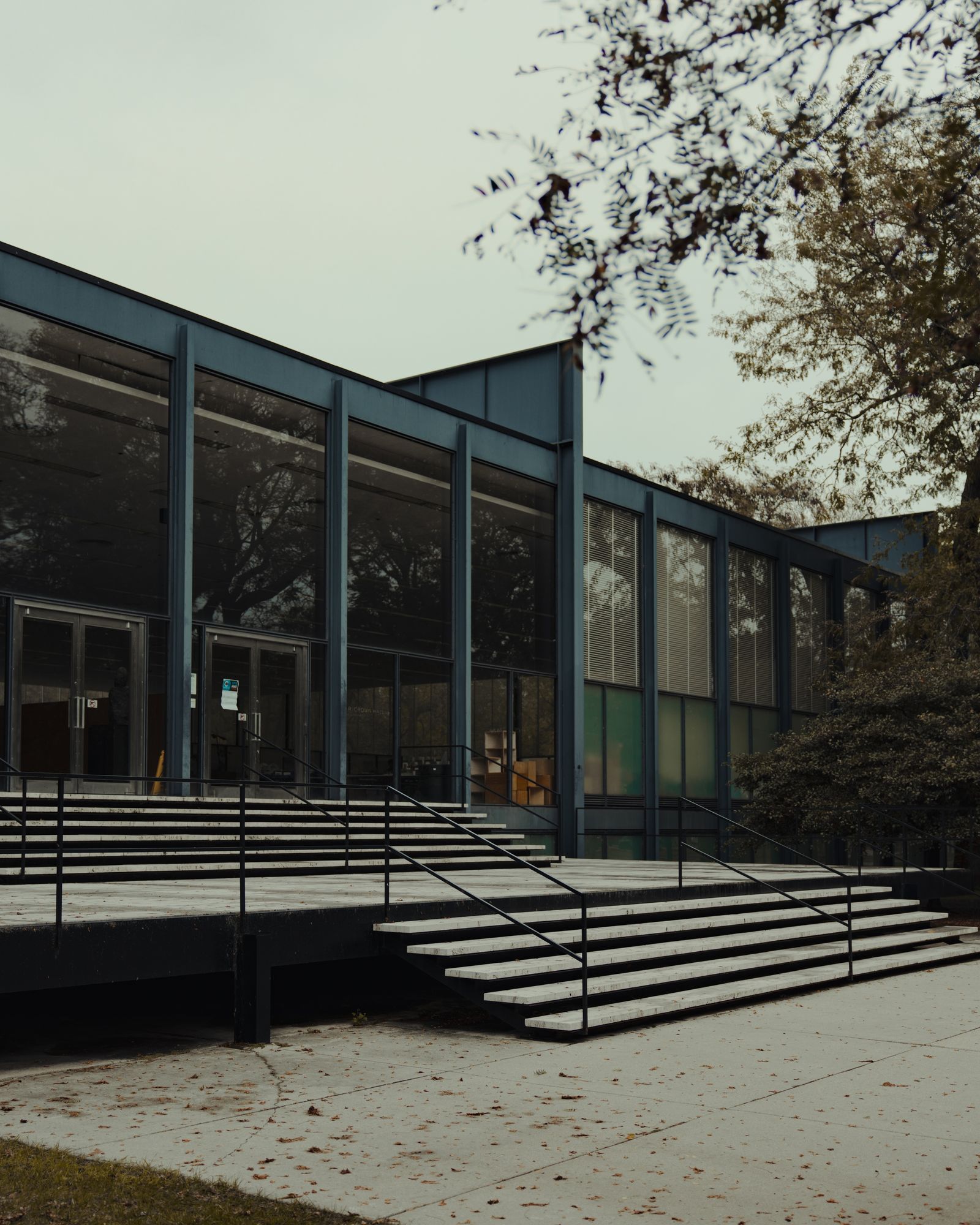 S. R. Crown Hall 01