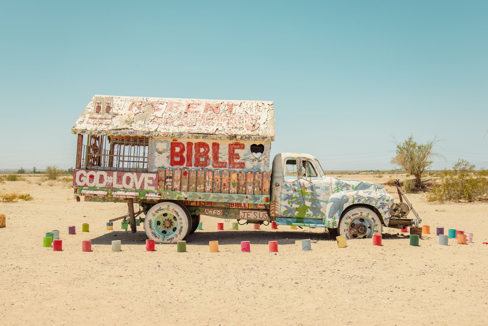 Salvation Mountain 11