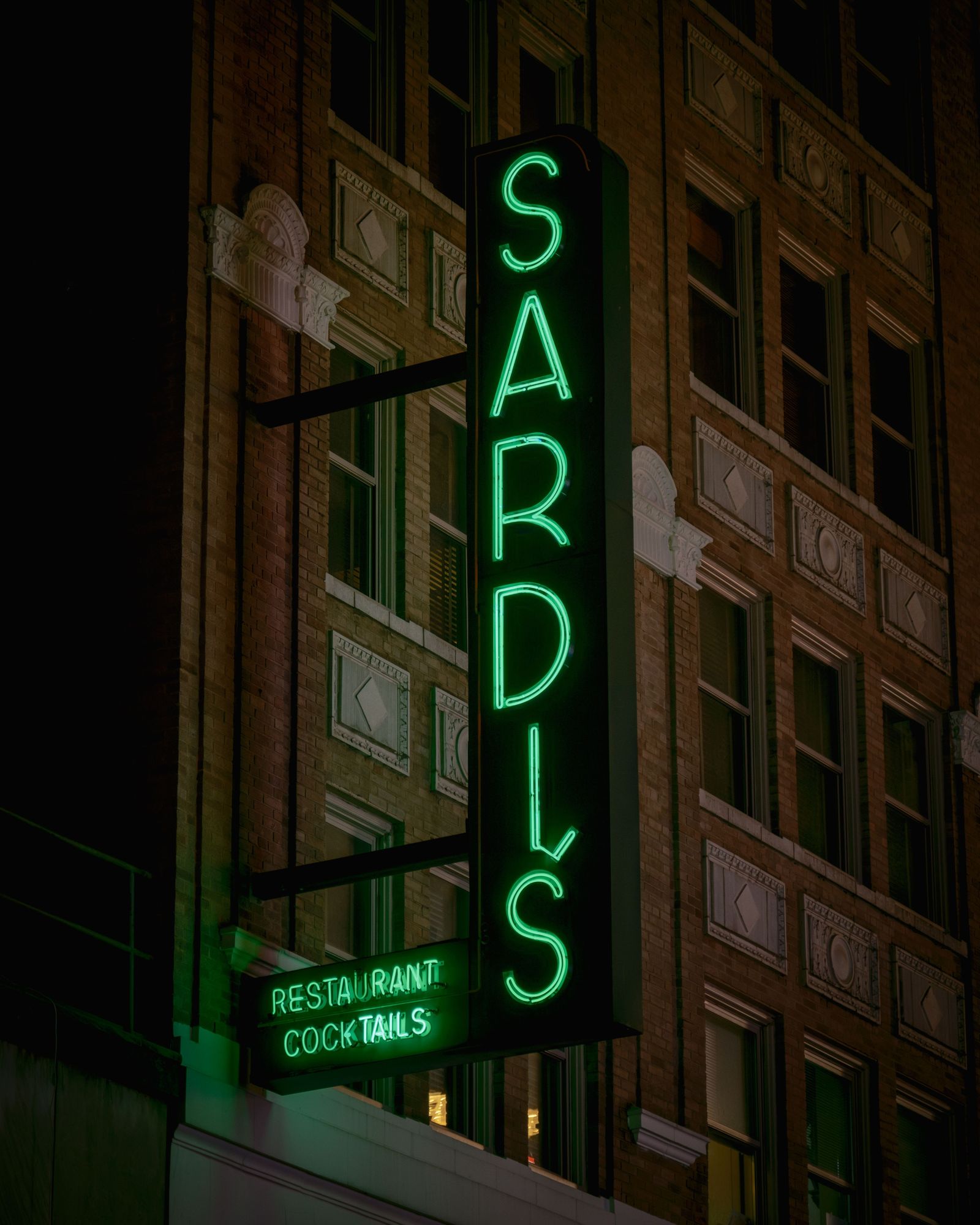 Sardi's, Midtown Manhattan
