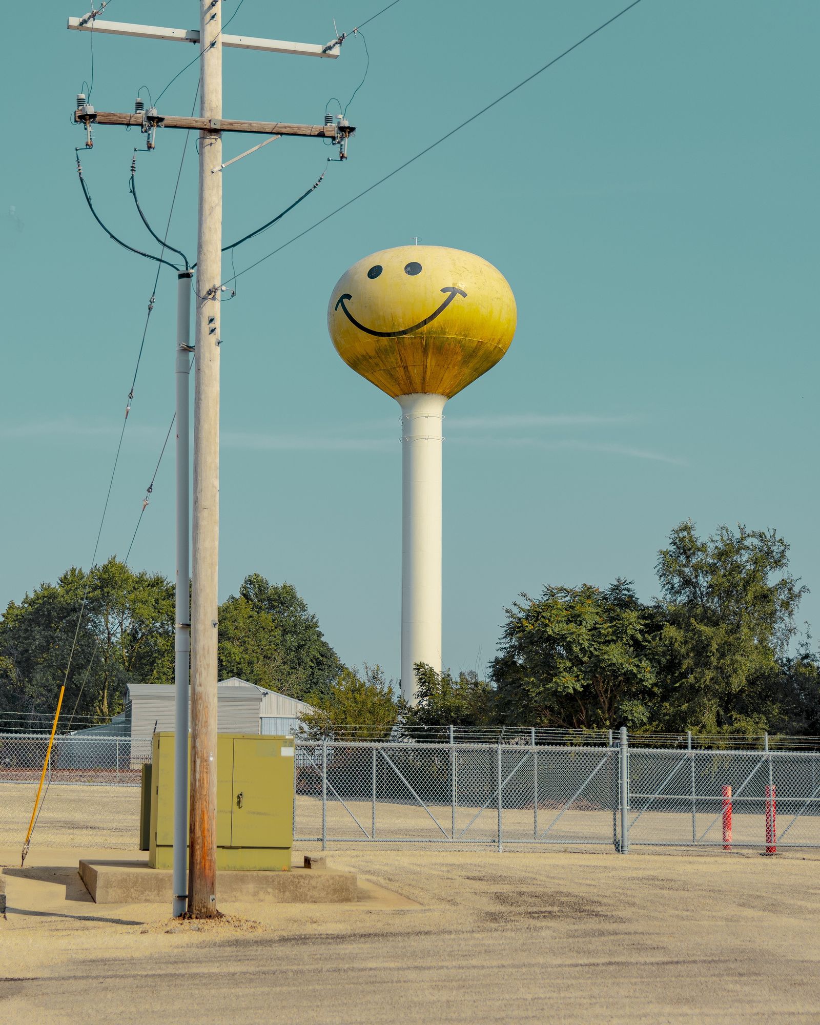 Smiley Face Water Tower 02