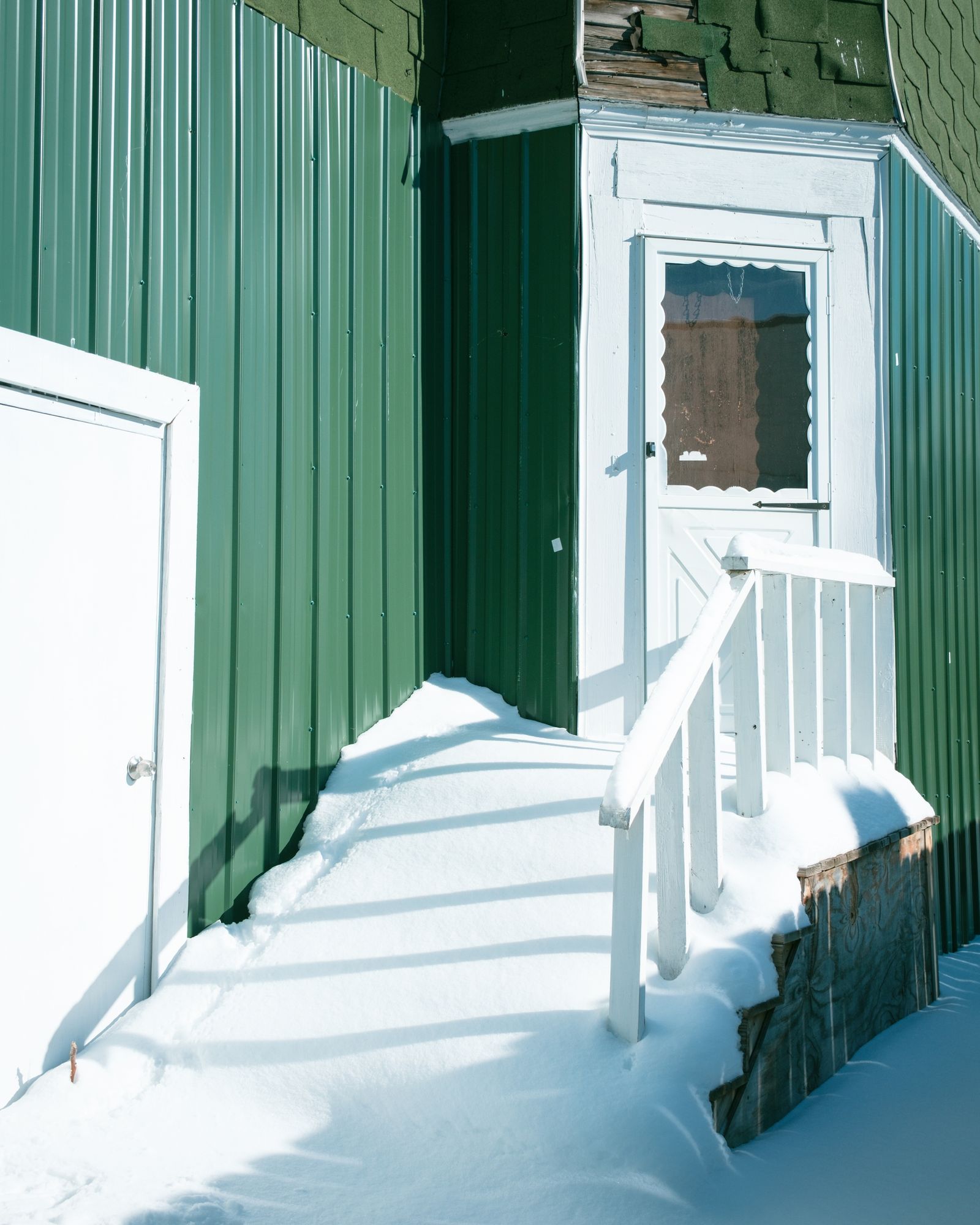 Snowy Doorstep, Buffalo