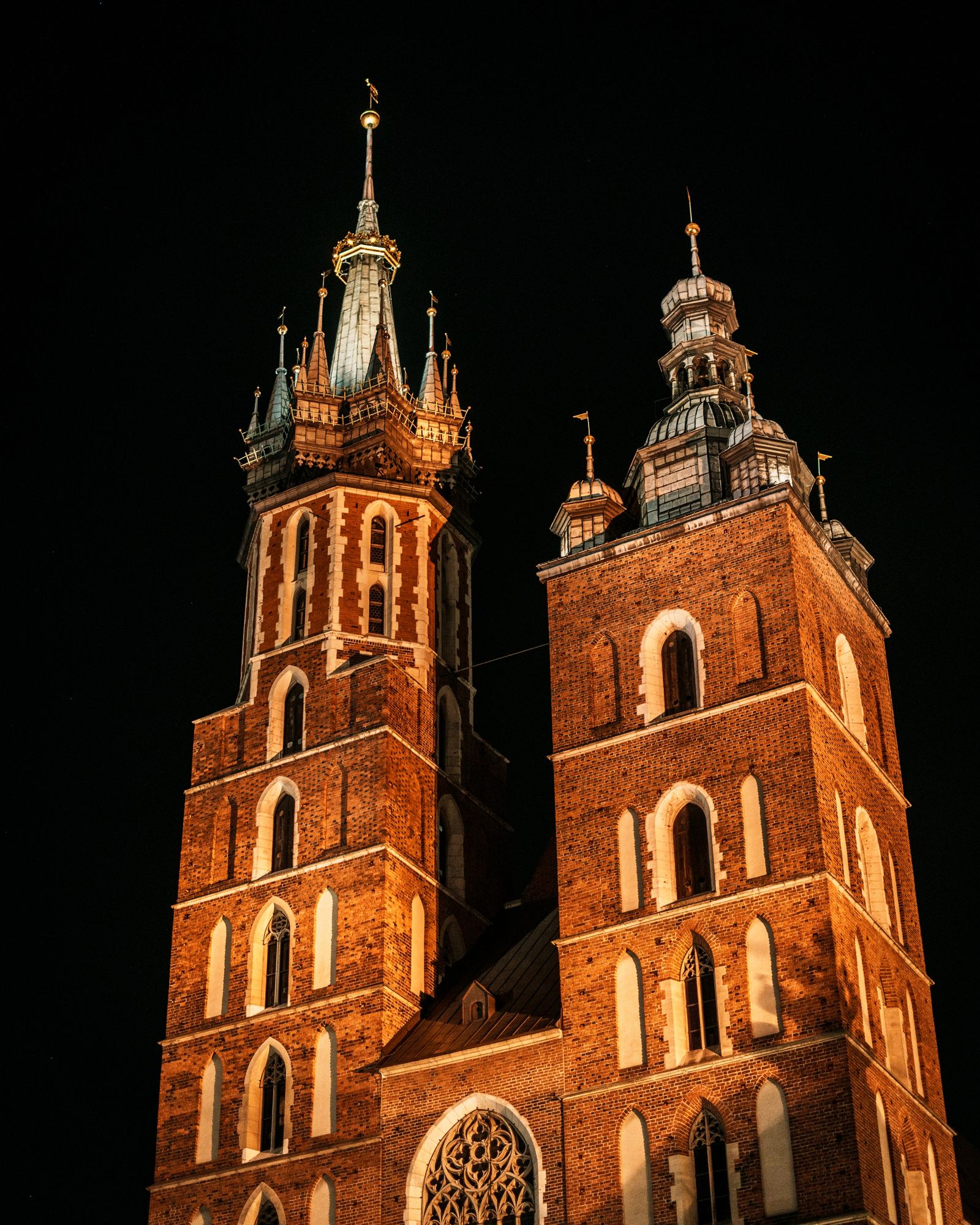 St. Mary's Basilica, Kraków 01