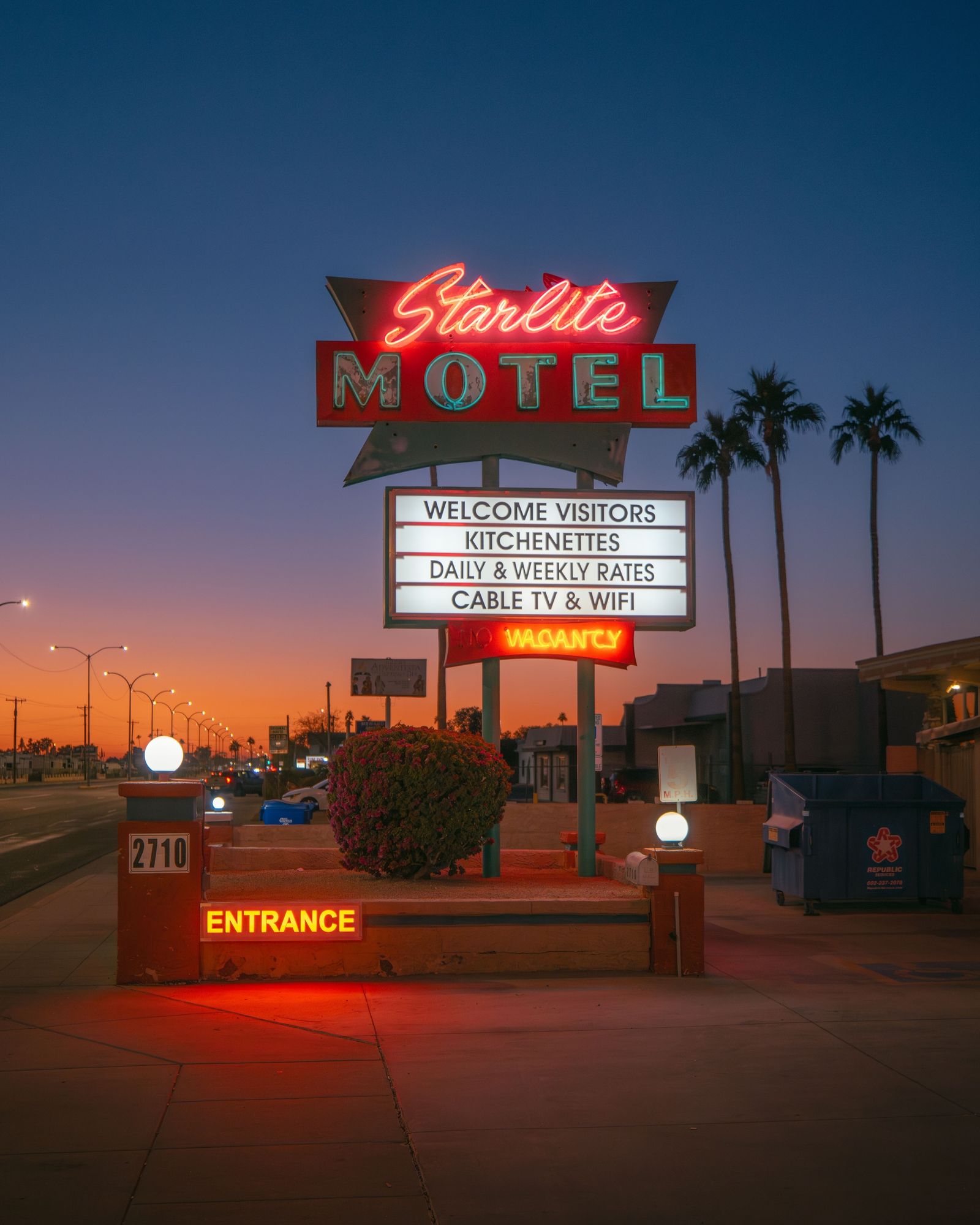 Starlite Motel 05